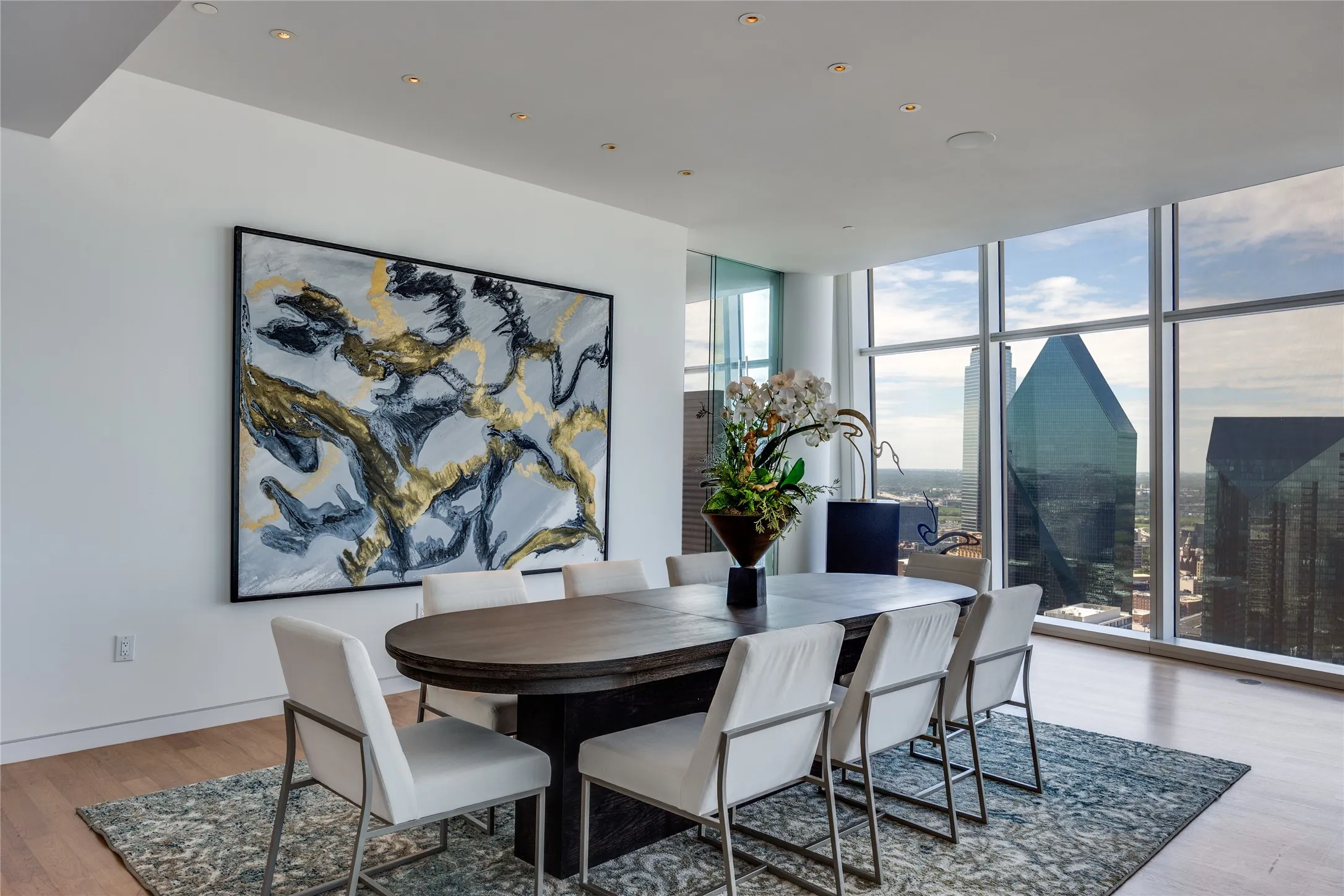 Condominium For Sale in Dallas County , 1918 Olive Street 3601, Dallas, Texas 75201, 2 Bedroom, 4 Bathroom, 3 Garage spaces, 4,032 Sqft, built in 2014, mls#21403751, Real Estate Agent in Dallas, Homes For Sale in Dallas county, Homes For Sale in Dallas, Realtor in Dallas Texas, Real Estate Brokerage Independent Realty Texas, Luminita Cordes Realtor