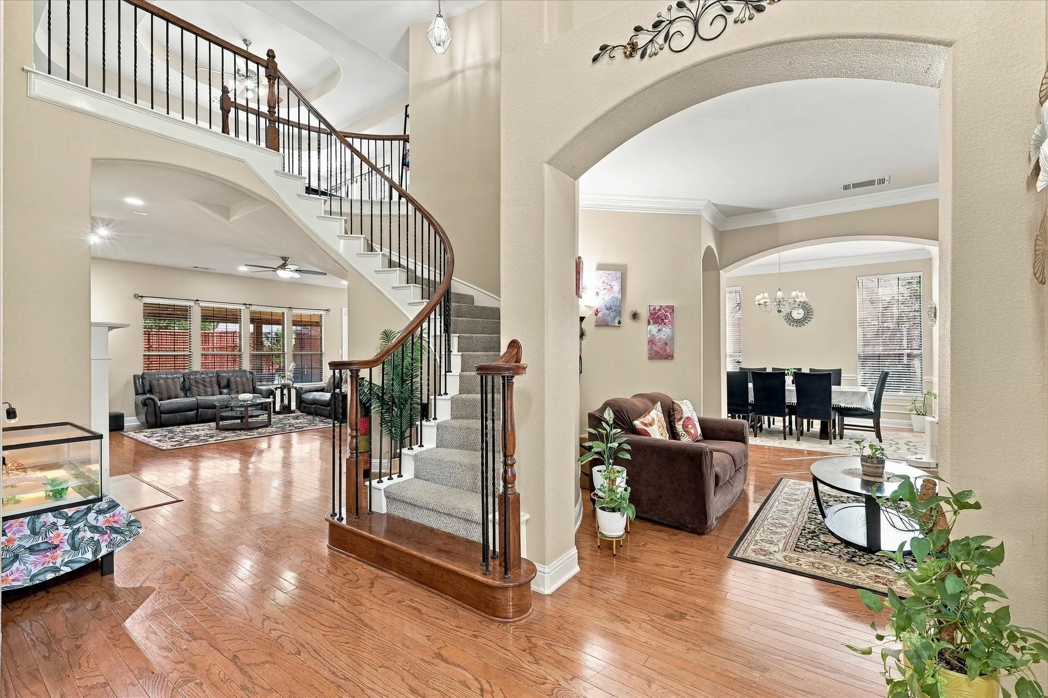 Single Family Residence For Sale