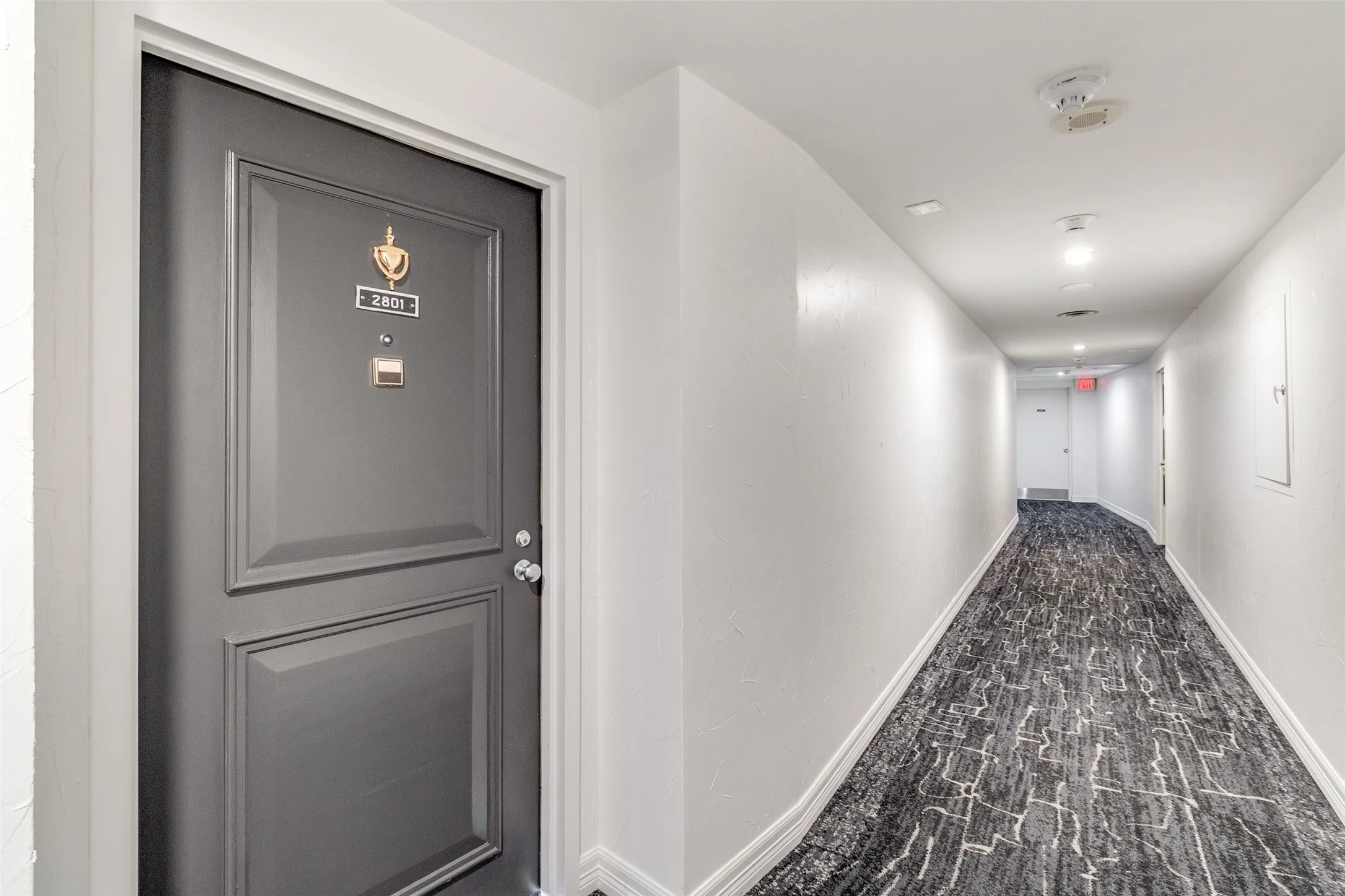 Condominium For Sale in Dallas County , 6211 W Northwest Highway 2801, Dallas, Texas 75225, 2 Bedroom, 3 Bathroom, 2 Garage spaces, 1,673 Sqft, built in 1966, mls#21408070, Real Estate Agent in Dallas, Homes For Sale in Dallas county, Homes For Sale in Dallas, Realtor in Dallas Texas, Real Estate Brokerage Independent Realty Texas, Luminita Cordes Realtor