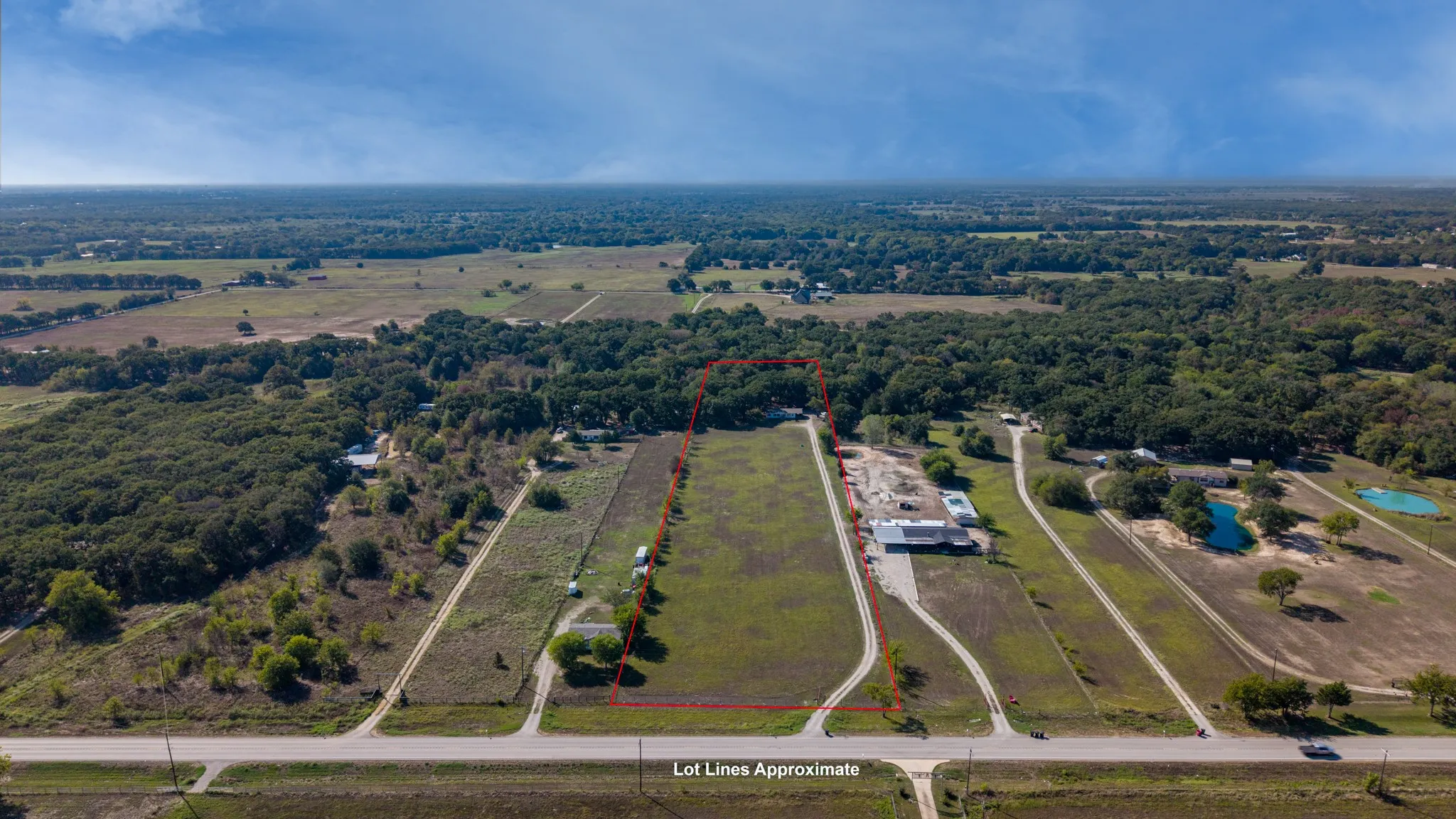 Manufactured Home For Sale in Kaufman County , 7163 Fm 2451, Scurry, Texas 75158, 3 Bedroom, 2 Bathroom, Garage spaces, 1,536 Sqft, built in 2000, mls#21407590, Real Estate Agent in Scurry, Homes For Sale in Kaufman county, Homes For Sale in Scurry, Realtor in Scurry Texas, Real Estate Brokerage Independent Realty Texas, Luminita Cordes Realtor