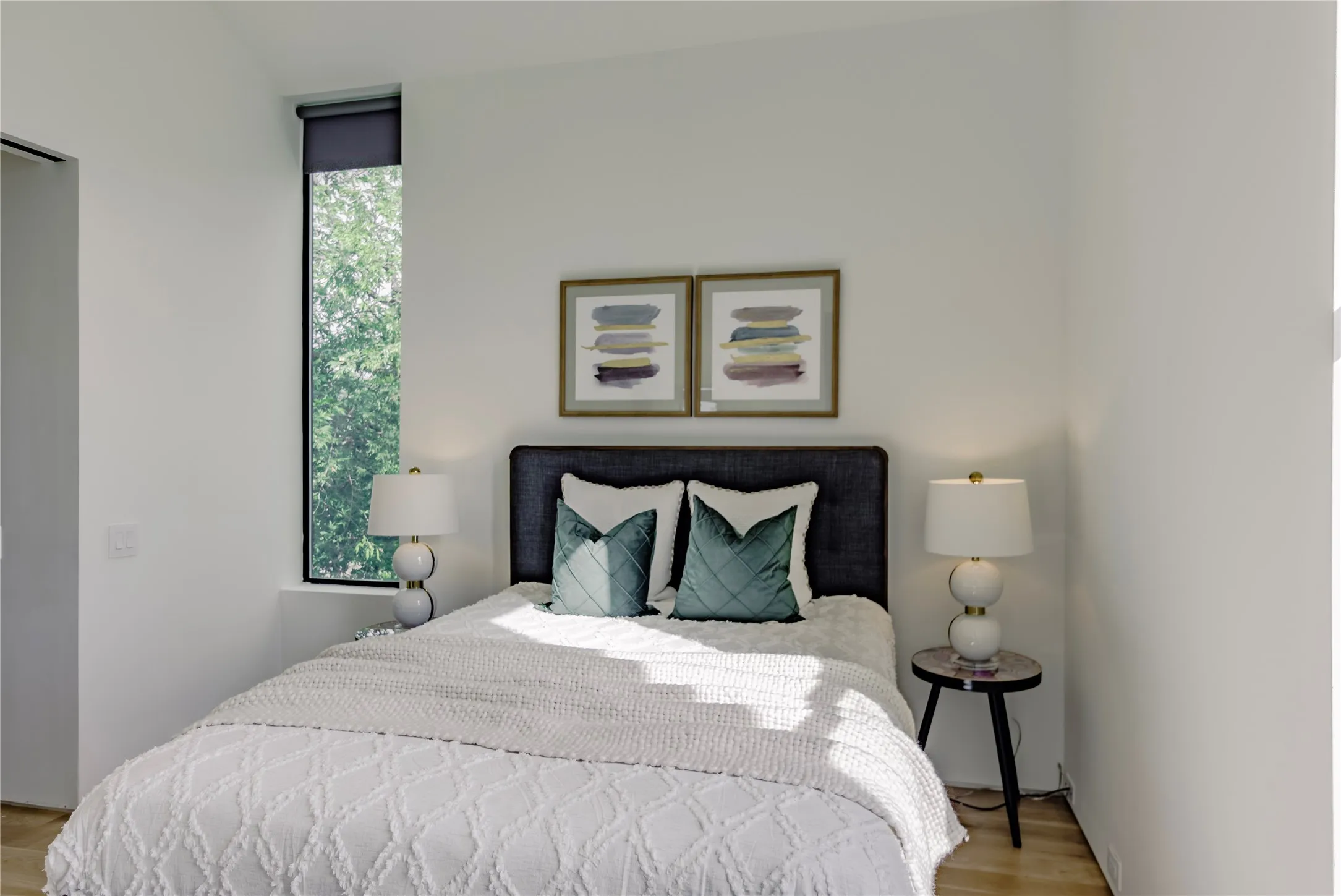 Condominium For Sale in Dallas County , 1504 Burlew Street 101, Dallas, Texas 75204, 2 Bedroom, 3 Bathroom, 2 Garage spaces, 1,505 Sqft, built in 2017, mls#21408557, Real Estate Agent in Dallas, Homes For Sale in Dallas county, Homes For Sale in Dallas, Realtor in Dallas Texas, Real Estate Brokerage Independent Realty Texas, Luminita Cordes Realtor