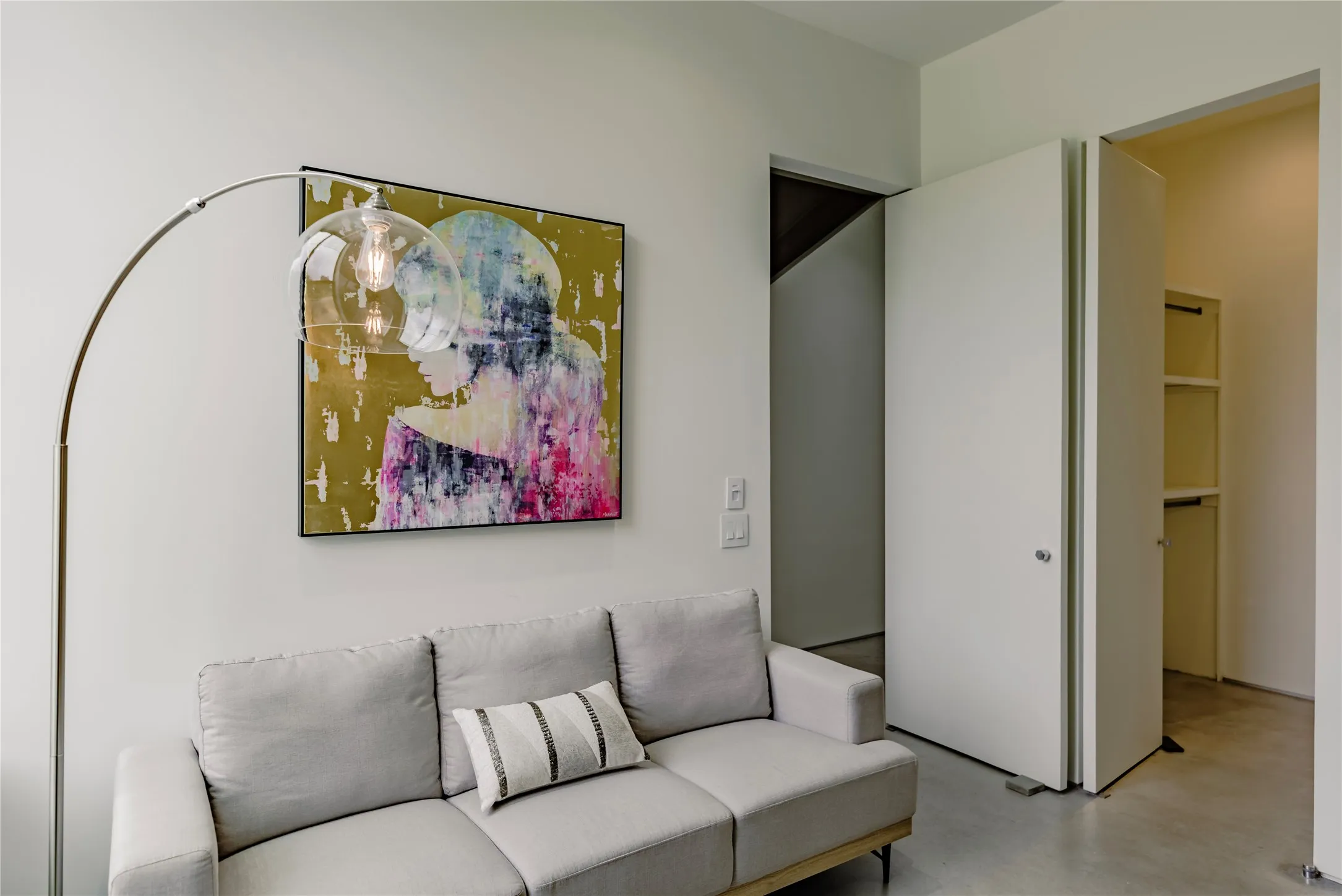 Condominium For Sale in Dallas County , 1504 Burlew Street 101, Dallas, Texas 75204, 2 Bedroom, 3 Bathroom, 2 Garage spaces, 1,505 Sqft, built in 2017, mls#21408557, Real Estate Agent in Dallas, Homes For Sale in Dallas county, Homes For Sale in Dallas, Realtor in Dallas Texas, Real Estate Brokerage Independent Realty Texas, Luminita Cordes Realtor