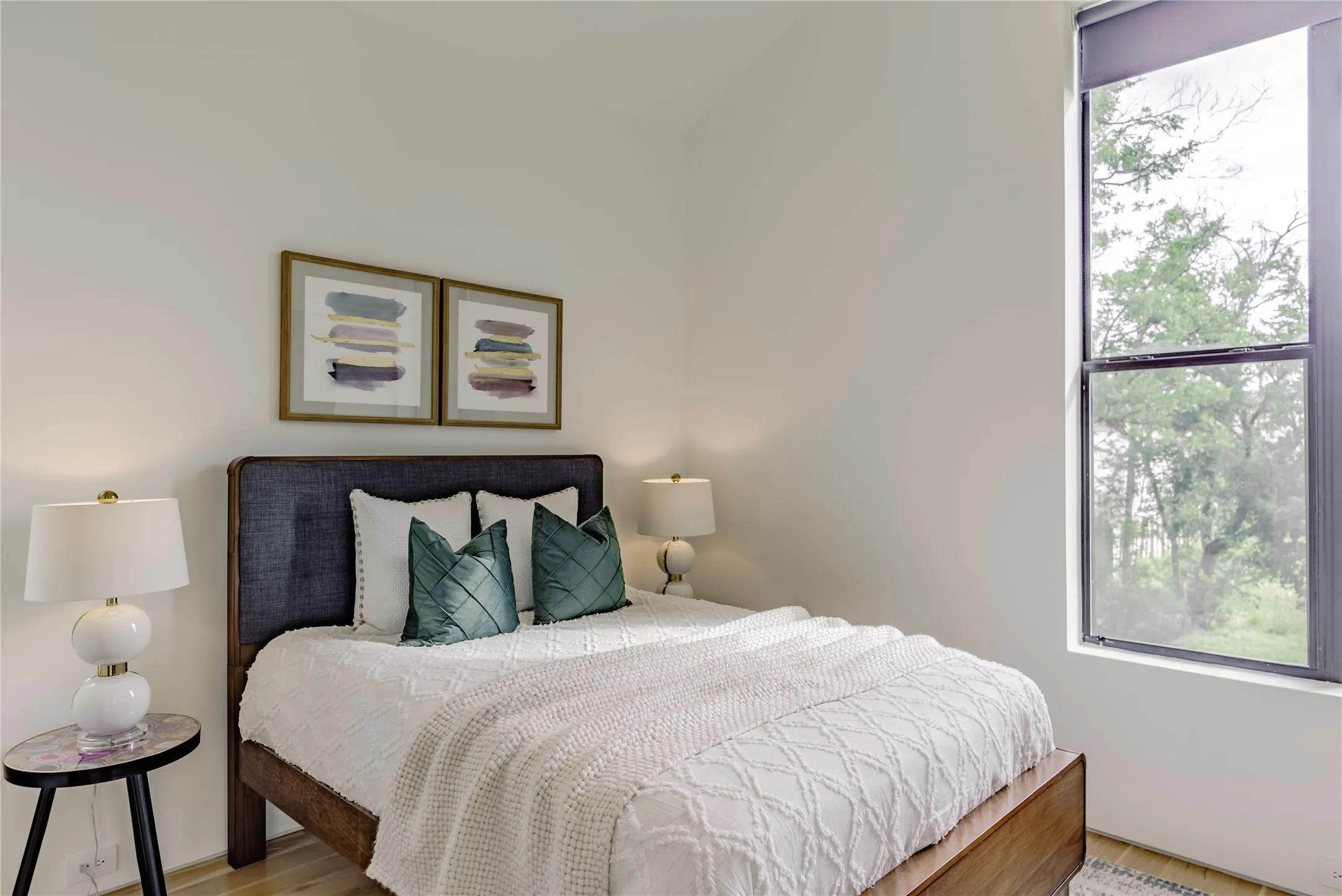 Condominium For Sale in Dallas County , 1504 Burlew Street 101, Dallas, Texas 75204, 2 Bedroom, 3 Bathroom, 2 Garage spaces, 1,505 Sqft, built in 2017, mls#21408557, Real Estate Agent in Dallas, Homes For Sale in Dallas county, Homes For Sale in Dallas, Realtor in Dallas Texas, Real Estate Brokerage Independent Realty Texas, Luminita Cordes Realtor