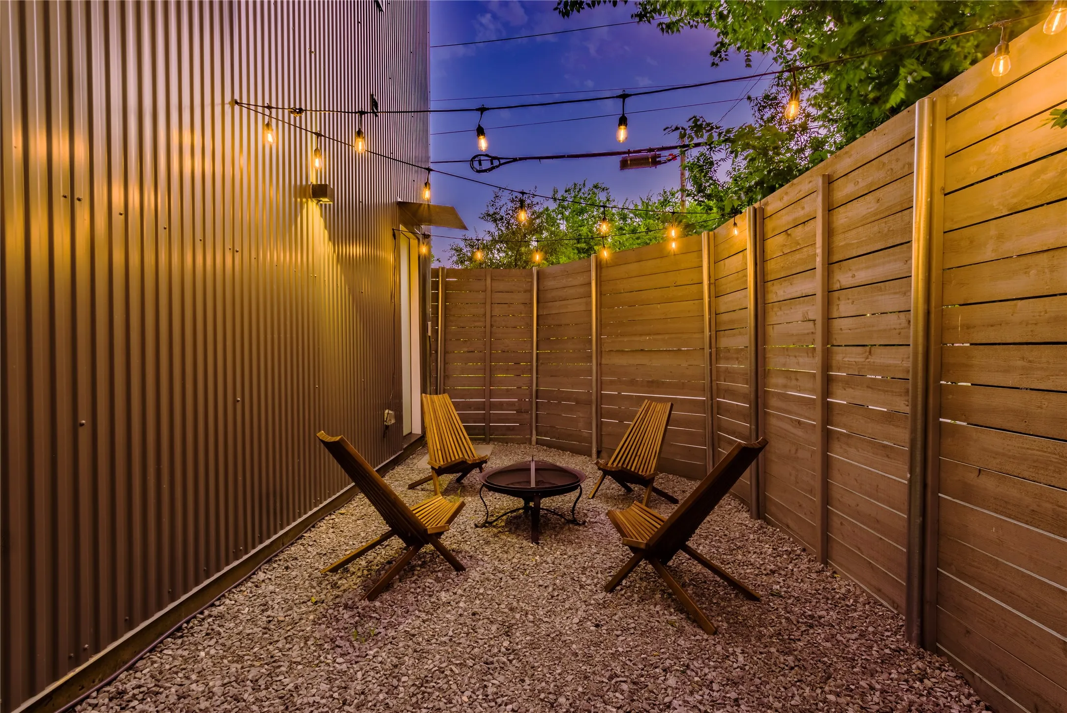 Condominium For Sale in Dallas County , 1504 Burlew Street 101, Dallas, Texas 75204, 2 Bedroom, 3 Bathroom, 2 Garage spaces, 1,505 Sqft, built in 2017, mls#21408557, Real Estate Agent in Dallas, Homes For Sale in Dallas county, Homes For Sale in Dallas, Realtor in Dallas Texas, Real Estate Brokerage Independent Realty Texas, Luminita Cordes Realtor