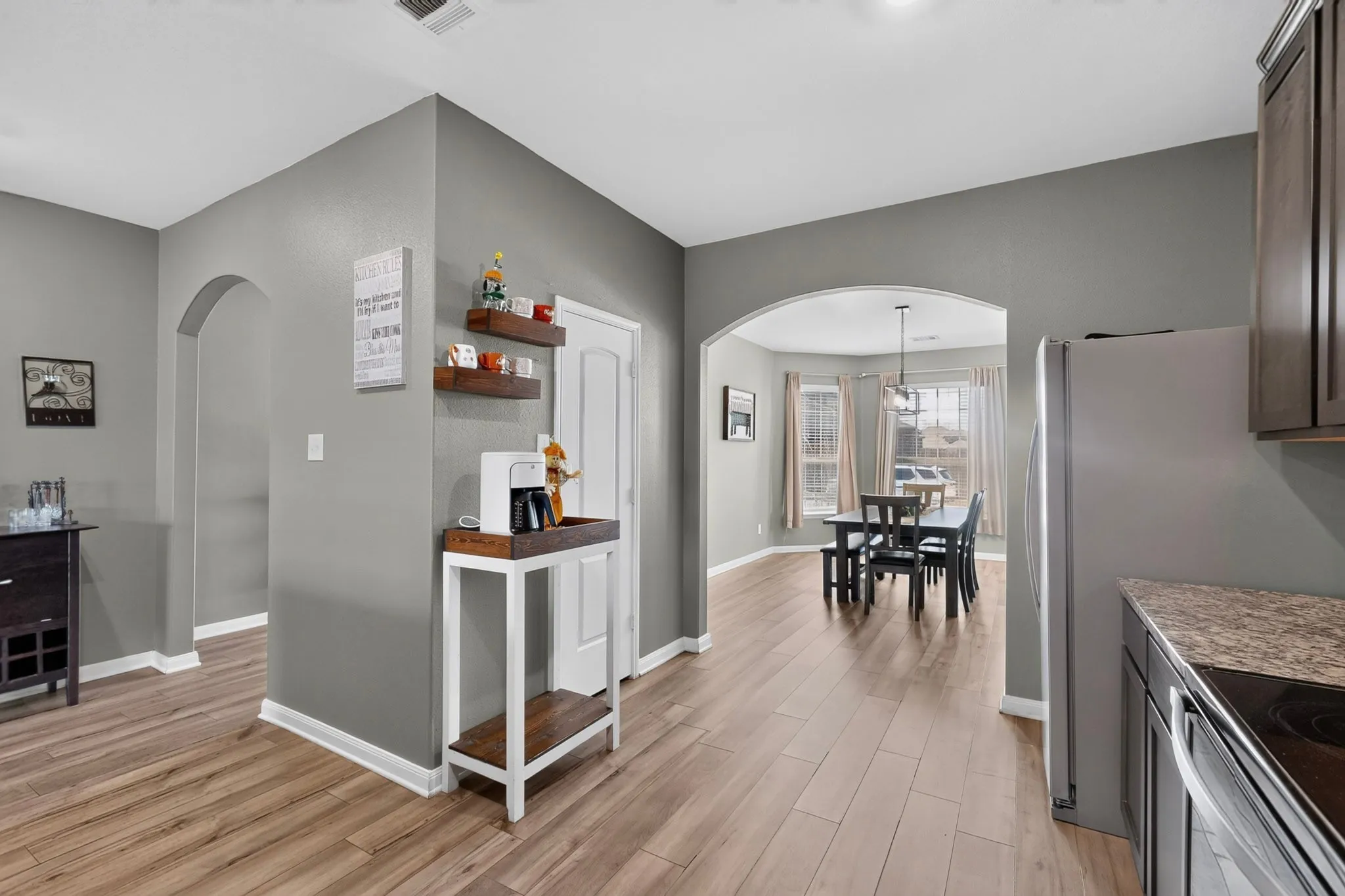 Single Family Residence For Sale in Tarrant County , 13653 Fehrman Road, Crowley, Texas 76036, 3 Bedroom, 2 Bathroom, 2 Garage spaces, 1,925 Sqft, built in 2020, mls#21404234, Real Estate Agent in Crowley, Homes For Sale in Tarrant county, Homes For Sale in Crowley, Realtor in Crowley Texas, Real Estate Brokerage Independent Realty Texas, Luminita Cordes Realtor