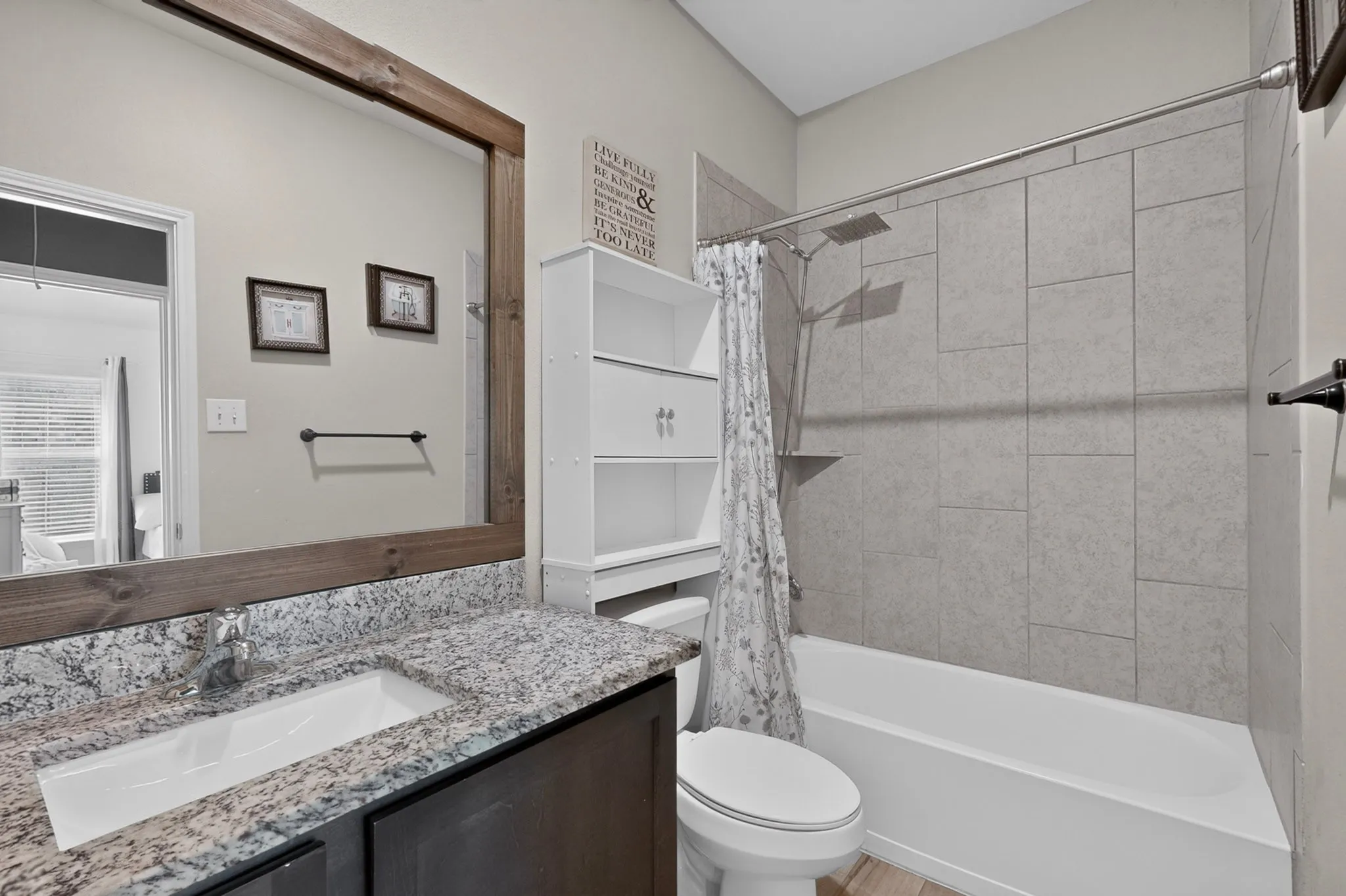 Single Family Residence For Sale in Tarrant County , 13653 Fehrman Road, Crowley, Texas 76036, 3 Bedroom, 2 Bathroom, 2 Garage spaces, 1,925 Sqft, built in 2020, mls#21404234, Real Estate Agent in Crowley, Homes For Sale in Tarrant county, Homes For Sale in Crowley, Realtor in Crowley Texas, Real Estate Brokerage Independent Realty Texas, Luminita Cordes Realtor