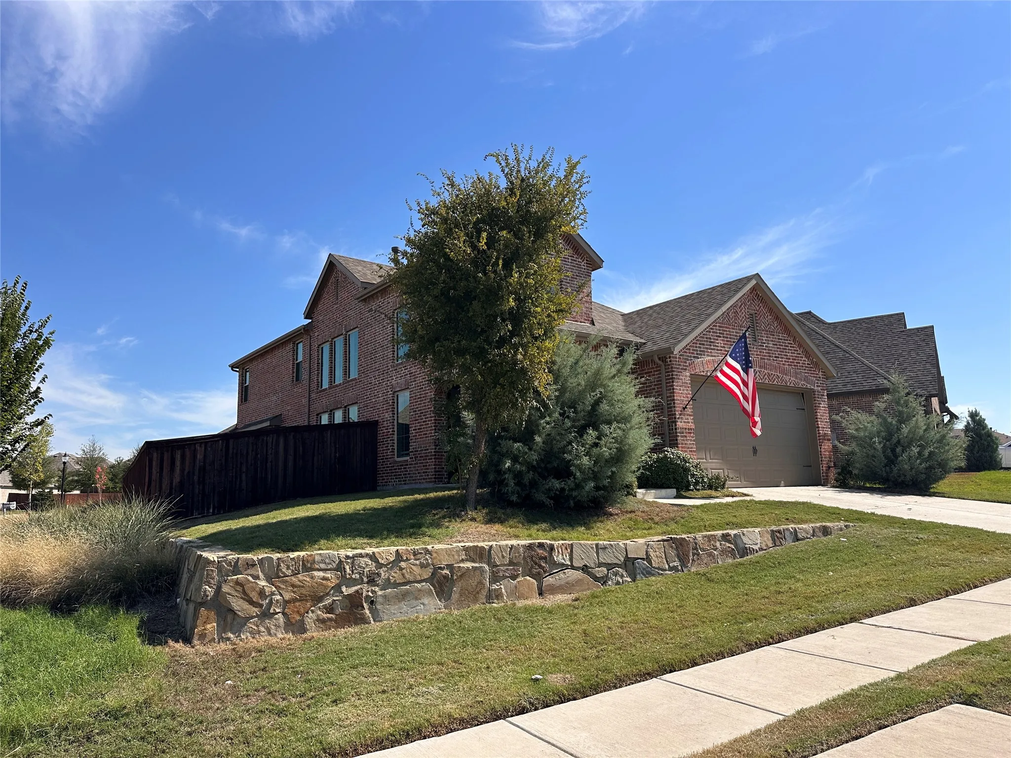 Single Family Residence For Sale in Denton County , 1805 Pelham Drive, Aubrey, Texas 76227, 3 Bedroom, 3 Bathroom, 2 Garage spaces, 2,360 Sqft, built in 2021, mls#21405375, Real Estate Agent in Aubrey, Homes For Sale in Denton county, Homes For Sale in Aubrey, Realtor in Aubrey Texas, Real Estate Brokerage Independent Realty Texas, Luminita Cordes Realtor