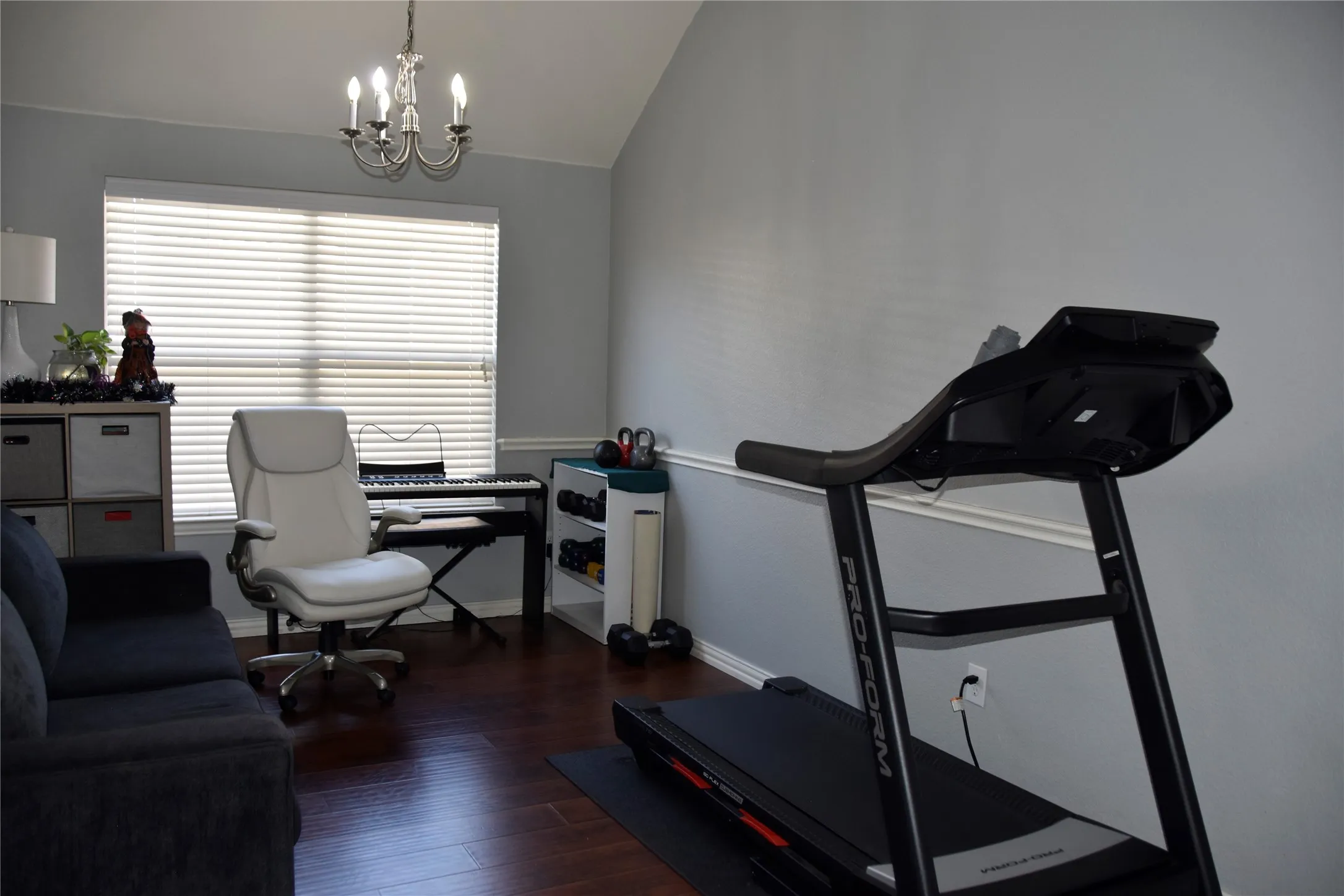 Single Family Residence For Rent in Collin County , 2312 Monroe Drive, Mc Kinney, Texas 75072, 3 Bedroom, 2 Bathroom, 1 Garage spaces, 1,689 Sqft, built in 2005, mls#21408350, Real Estate Agent in Mc Kinney, Homes For Rent in Collin county, Homes For Rent in Mc Kinney, Realtor in Mc Kinney Texas, Real Estate Brokerage Independent Realty Texas, Luminita Cordes Realtor
