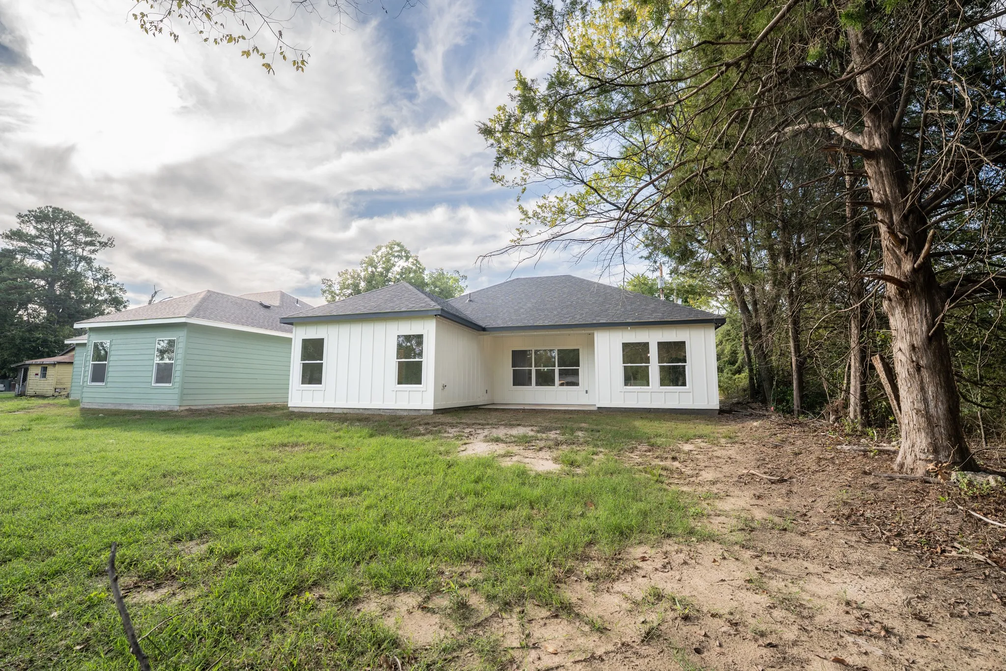 Single Family Residence For Sale in Hopkins County , 921 Putnam, Sulphur Springs, Texas 75482, 3 Bedroom, 2 Bathroom, 2 Garage spaces, 1,326 Sqft, built in 2026, mls#21405733, Real Estate Agent in Sulphur Springs, Homes For Sale in Hopkins county, Homes For Sale in Sulphur Springs, Realtor in Sulphur Springs Texas, Real Estate Brokerage Independent Realty Texas, Luminita Cordes Realtor