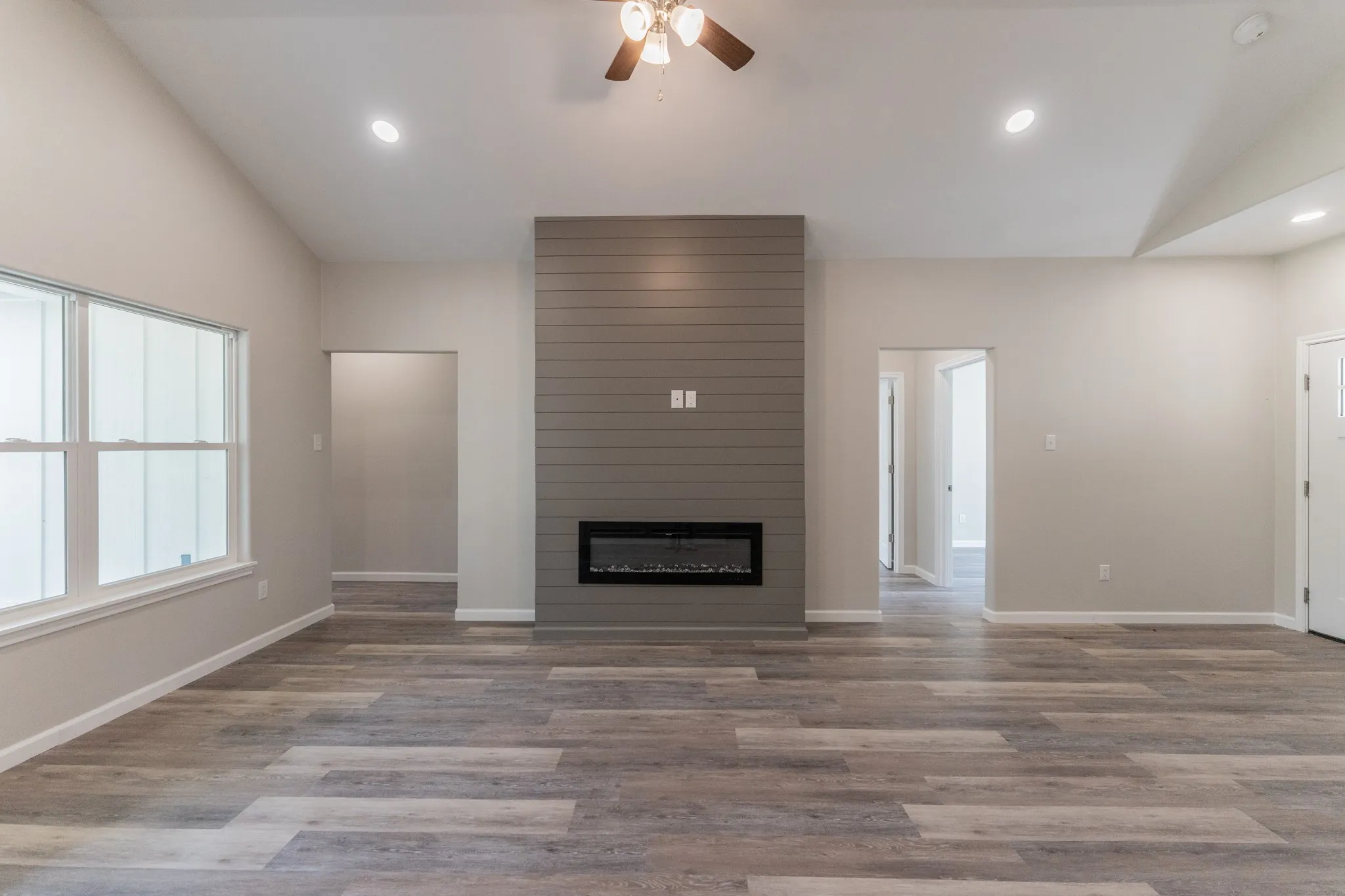 Single Family Residence For Sale in Hopkins County , 921 Putnam, Sulphur Springs, Texas 75482, 3 Bedroom, 2 Bathroom, 2 Garage spaces, 1,326 Sqft, built in 2026, mls#21405733, Real Estate Agent in Sulphur Springs, Homes For Sale in Hopkins county, Homes For Sale in Sulphur Springs, Realtor in Sulphur Springs Texas, Real Estate Brokerage Independent Realty Texas, Luminita Cordes Realtor
