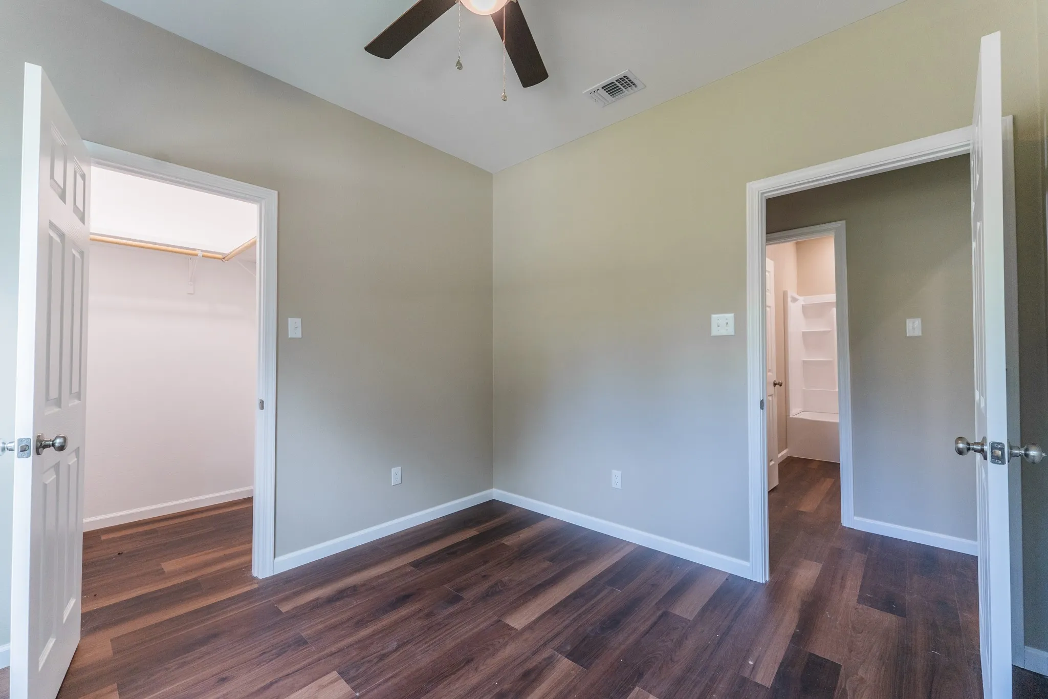 Single Family Residence For Sale in Hopkins County , 923 Putnam Street, Sulphur Springs, Texas 75482, 3 Bedroom, 2 Bathroom, 2 Garage spaces, 1,326 Sqft, built in 2026, mls#21405705, Real Estate Agent in Sulphur Springs, Homes For Sale in Hopkins county, Homes For Sale in Sulphur Springs, Realtor in Sulphur Springs Texas, Real Estate Brokerage Independent Realty Texas, Luminita Cordes Realtor