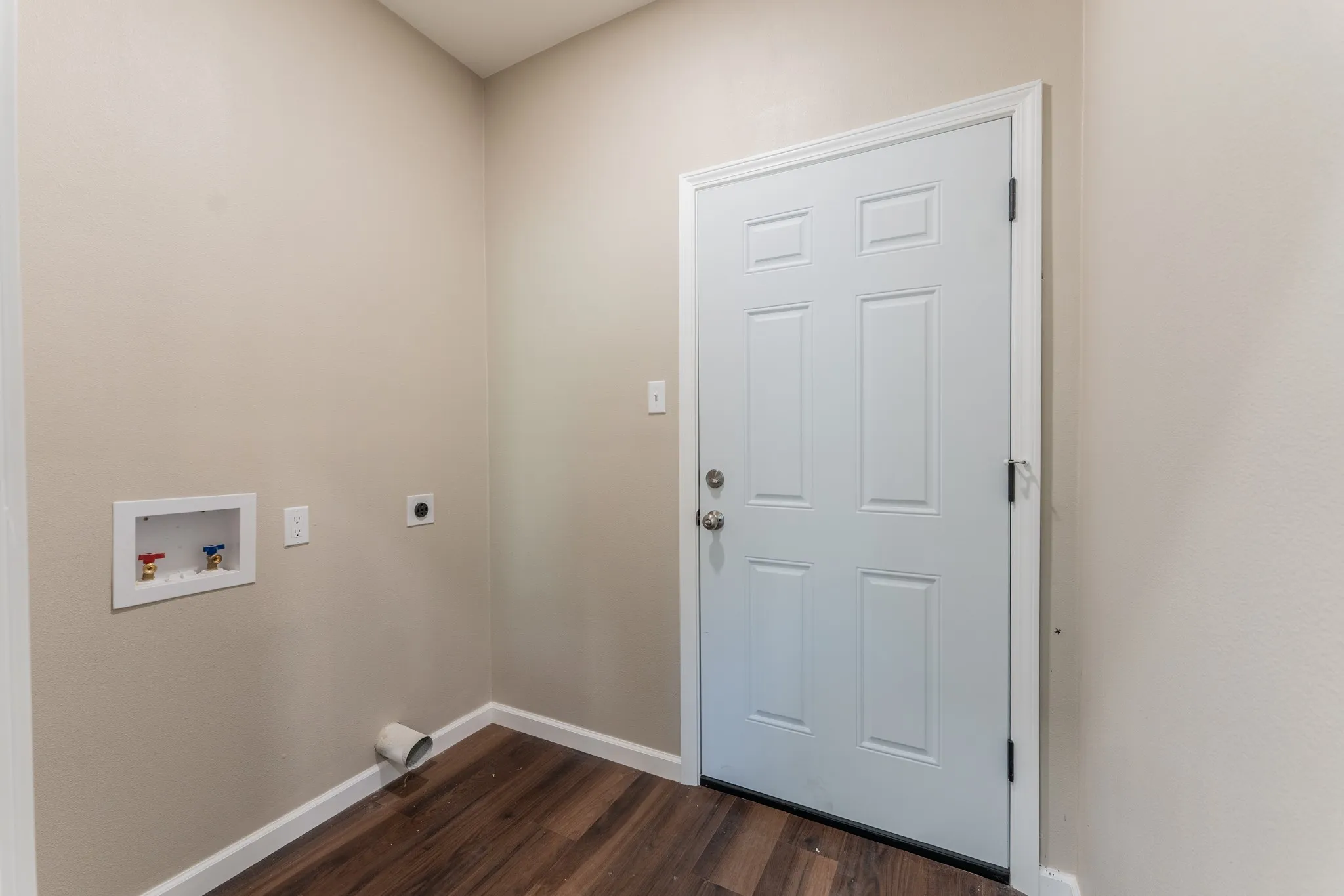 Single Family Residence For Sale in Hopkins County , 923 Putnam Street, Sulphur Springs, Texas 75482, 3 Bedroom, 2 Bathroom, 2 Garage spaces, 1,326 Sqft, built in 2026, mls#21405705, Real Estate Agent in Sulphur Springs, Homes For Sale in Hopkins county, Homes For Sale in Sulphur Springs, Realtor in Sulphur Springs Texas, Real Estate Brokerage Independent Realty Texas, Luminita Cordes Realtor