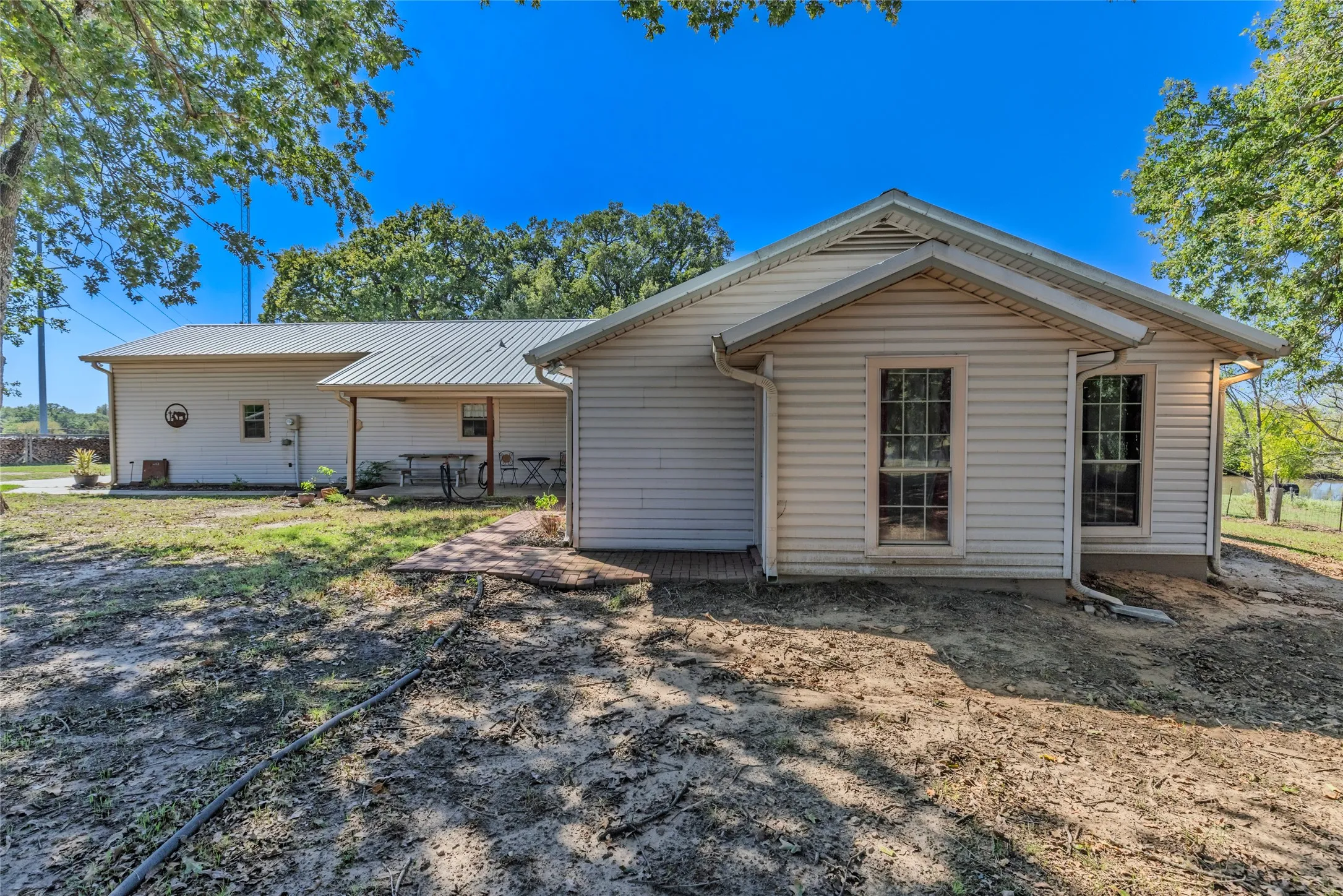 Easy care, siding home