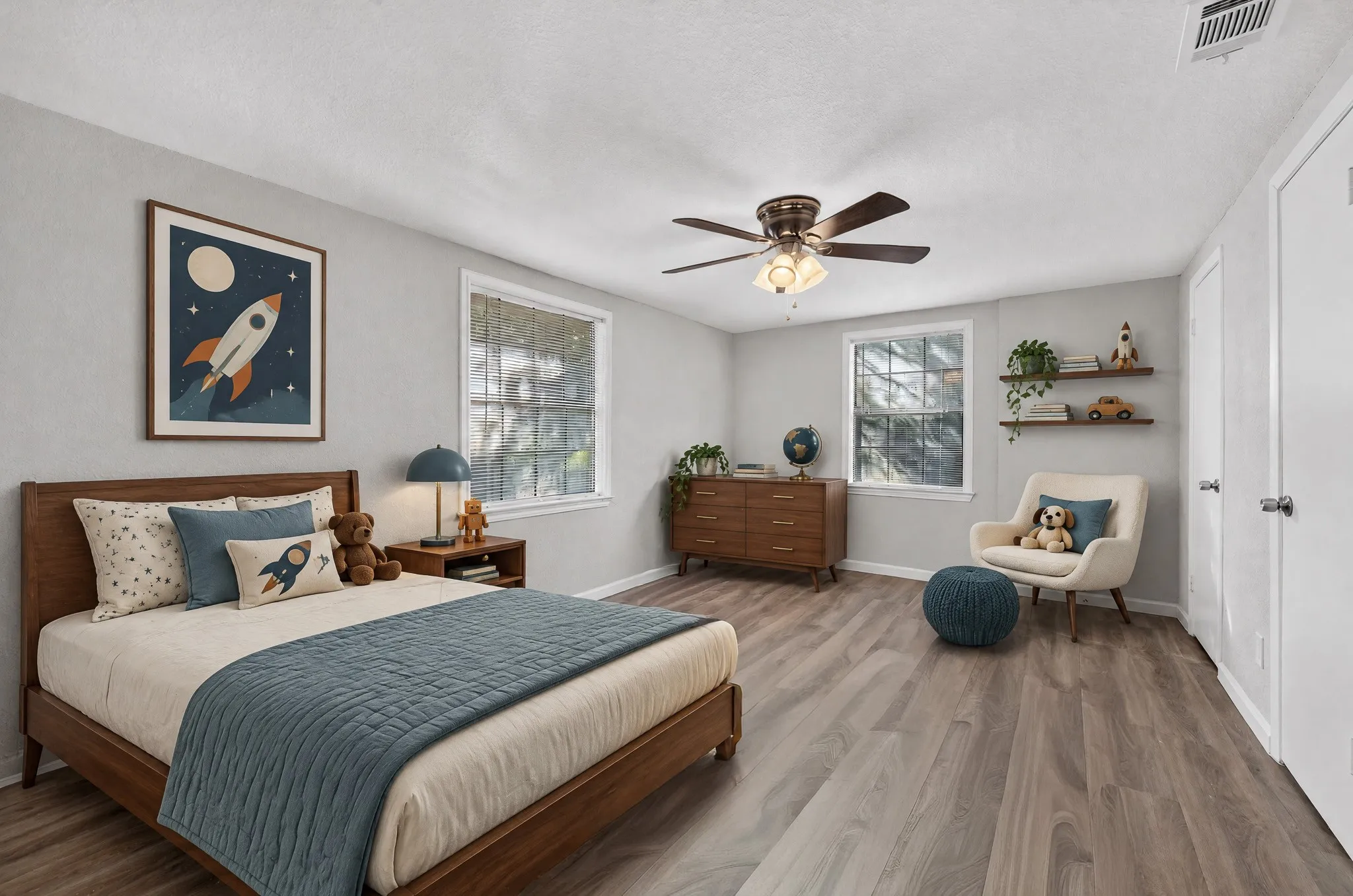 Single Family Residence For Sale in Dallas County , 1002 Hickory Street, Irving, Texas 75060, 4 Bedroom, 4 Bathroom, 2 Garage spaces, 2,272 Sqft, built in 1963, mls#21405861, Real Estate Agent in Irving, Homes For Sale in Dallas county, Homes For Sale in Irving, Realtor in Irving Texas, Real Estate Brokerage Independent Realty Texas, Luminita Cordes Realtor