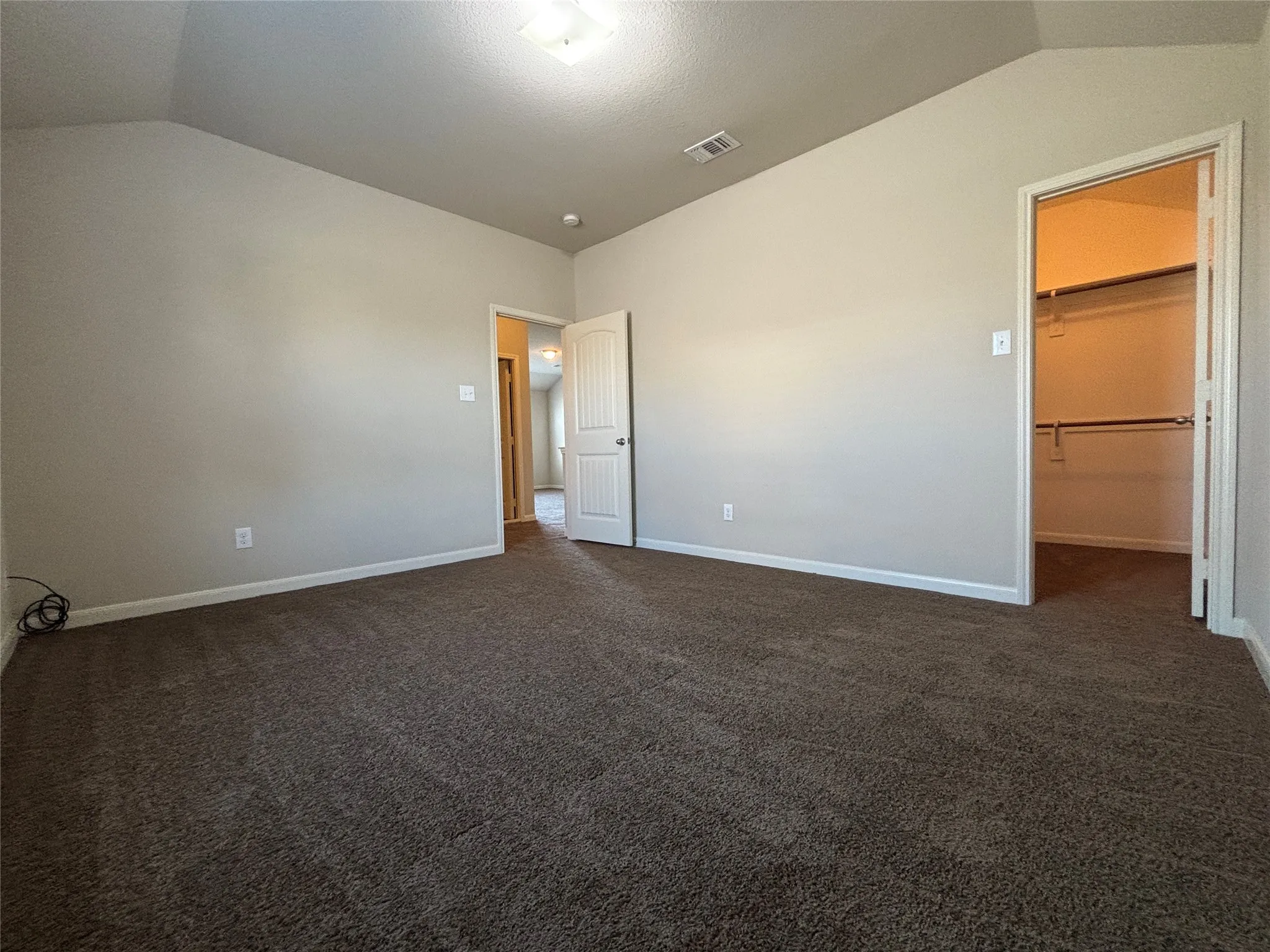 Single Family Residence For Rent in Kaufman County , 5030 Royal Springs Drive, Forney, Texas 75126, 5 Bedroom, 4 Bathroom, 2 Garage spaces, 2,956 Sqft, built in 2016, mls#21408594, Real Estate Agent in Forney, Homes For Rent in Kaufman county, Homes For Rent in Forney, Realtor in Forney Texas, Real Estate Brokerage Independent Realty Texas, Luminita Cordes Realtor