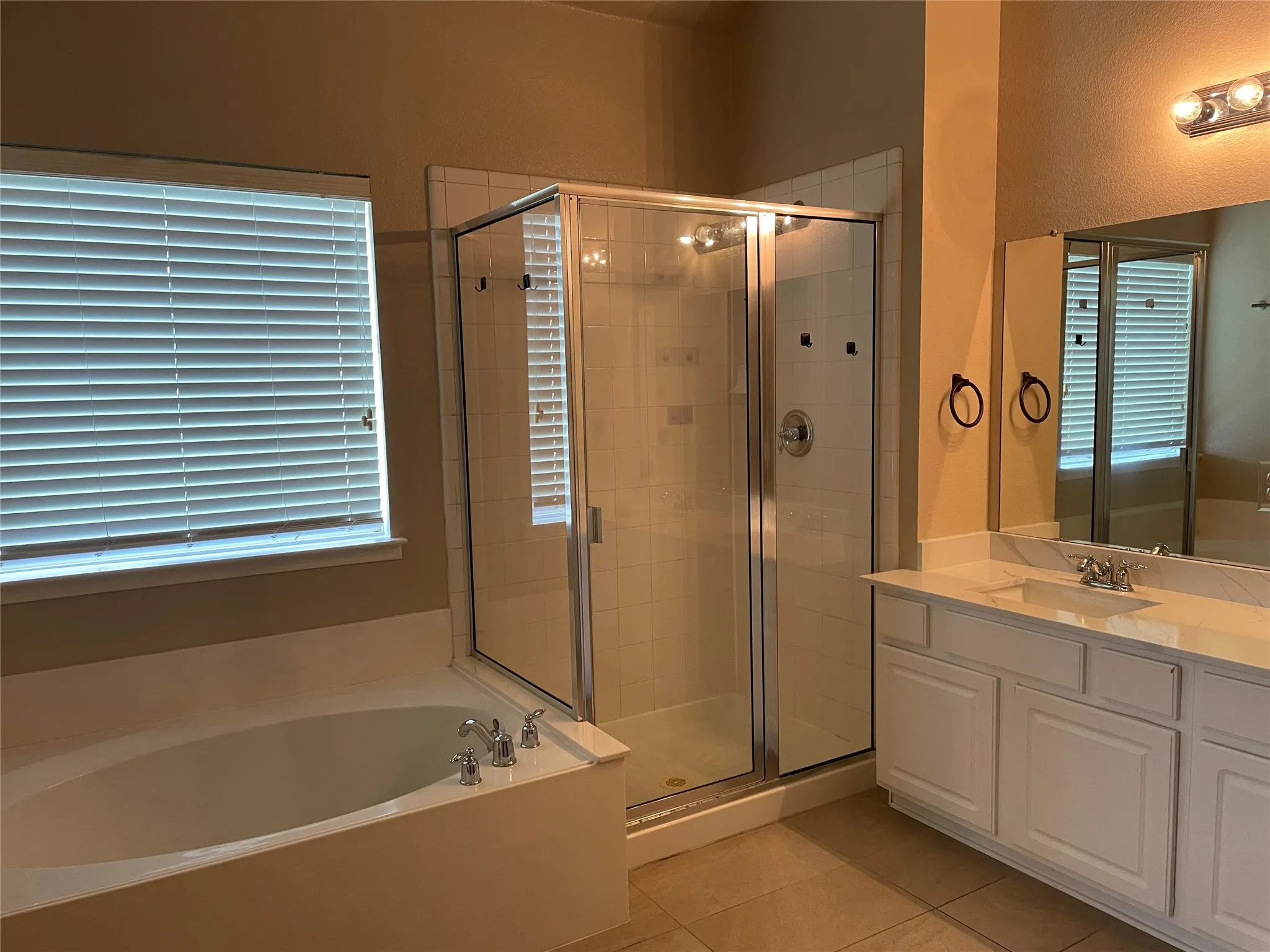 Single Family Residence For Rent in Collin County , 1208 Lazy Lane, Mc Kinney, Texas 75072, 3 Bedroom, 2 Bathroom, 2 Garage spaces, 1,628 Sqft, built in 2005, mls#21408602, Real Estate Agent in Mc Kinney, Homes For Rent in Collin county, Homes For Rent in Mc Kinney, Realtor in Mc Kinney Texas, Real Estate Brokerage Independent Realty Texas, Luminita Cordes Realtor