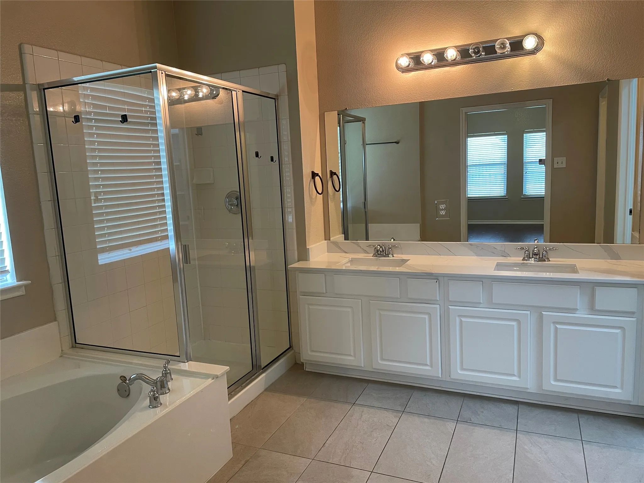 Single Family Residence For Rent in Collin County , 1208 Lazy Lane, Mc Kinney, Texas 75072, 3 Bedroom, 2 Bathroom, 2 Garage spaces, 1,628 Sqft, built in 2005, mls#21408602, Real Estate Agent in Mc Kinney, Homes For Rent in Collin county, Homes For Rent in Mc Kinney, Realtor in Mc Kinney Texas, Real Estate Brokerage Independent Realty Texas, Luminita Cordes Realtor
