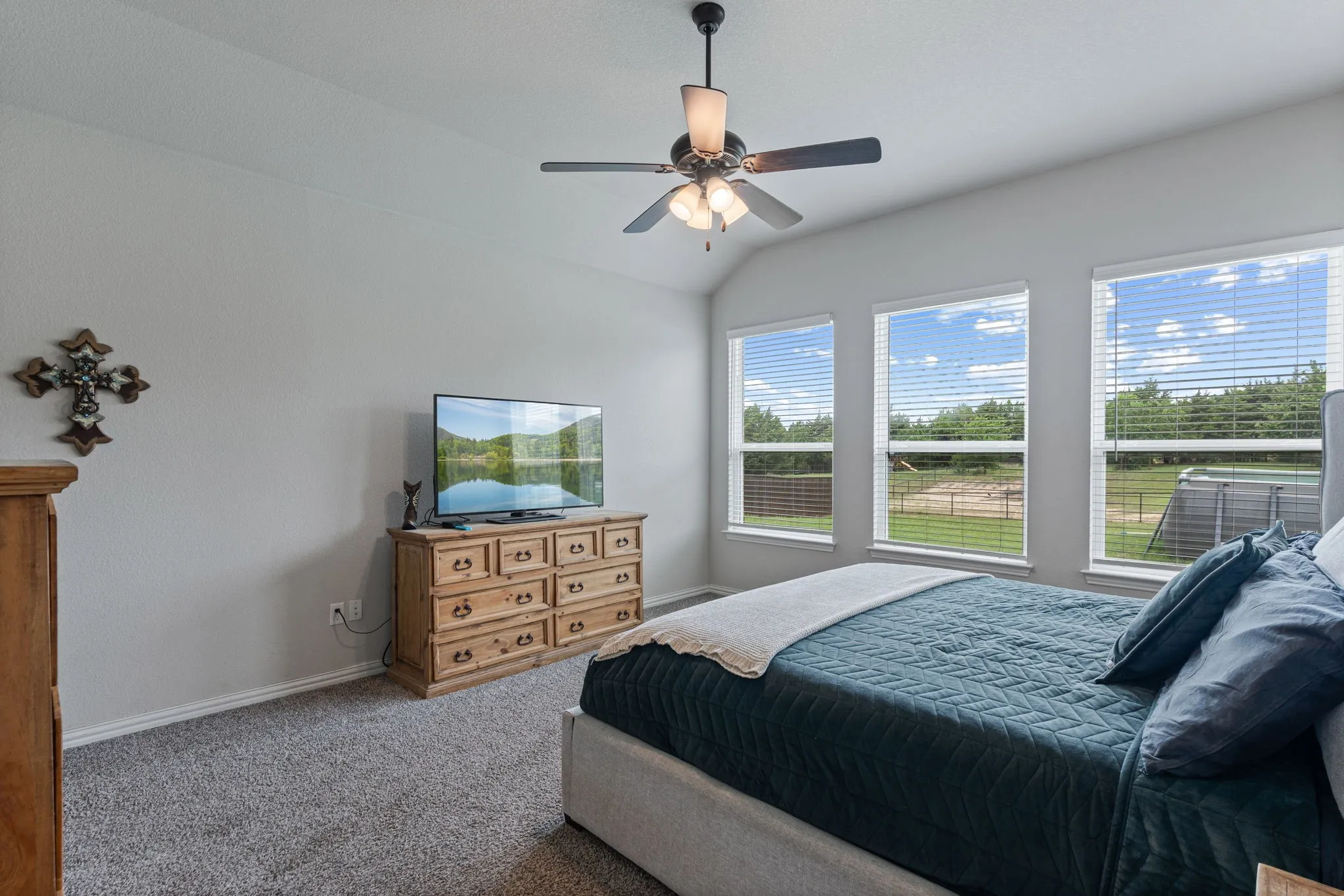 Single Family Residence For Rent in Collin County , 1089 Emilia Drive, Farmersville, Texas 75442, 4 Bedroom, 3 Bathroom, 3 Garage spaces, 2,525 Sqft, built in 2021, mls#21407758, Real Estate Agent in Farmersville, Homes For Rent in Collin county, Homes For Rent in Farmersville, Realtor in Farmersville Texas, Real Estate Brokerage Independent Realty Texas, Luminita Cordes Realtor