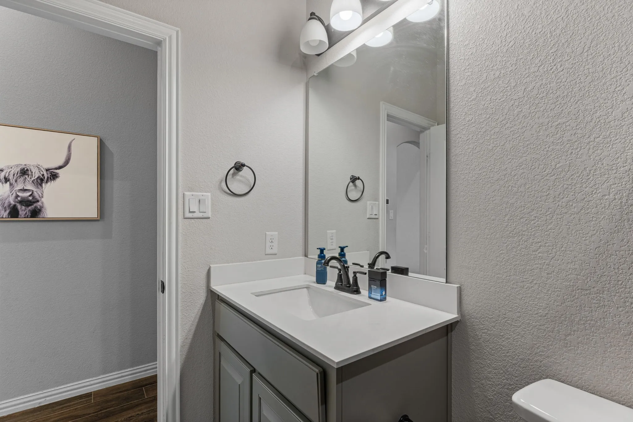 Single Family Residence For Rent in Collin County , 1089 Emilia Drive, Farmersville, Texas 75442, 4 Bedroom, 3 Bathroom, 3 Garage spaces, 2,525 Sqft, built in 2021, mls#21407758, Real Estate Agent in Farmersville, Homes For Rent in Collin county, Homes For Rent in Farmersville, Realtor in Farmersville Texas, Real Estate Brokerage Independent Realty Texas, Luminita Cordes Realtor