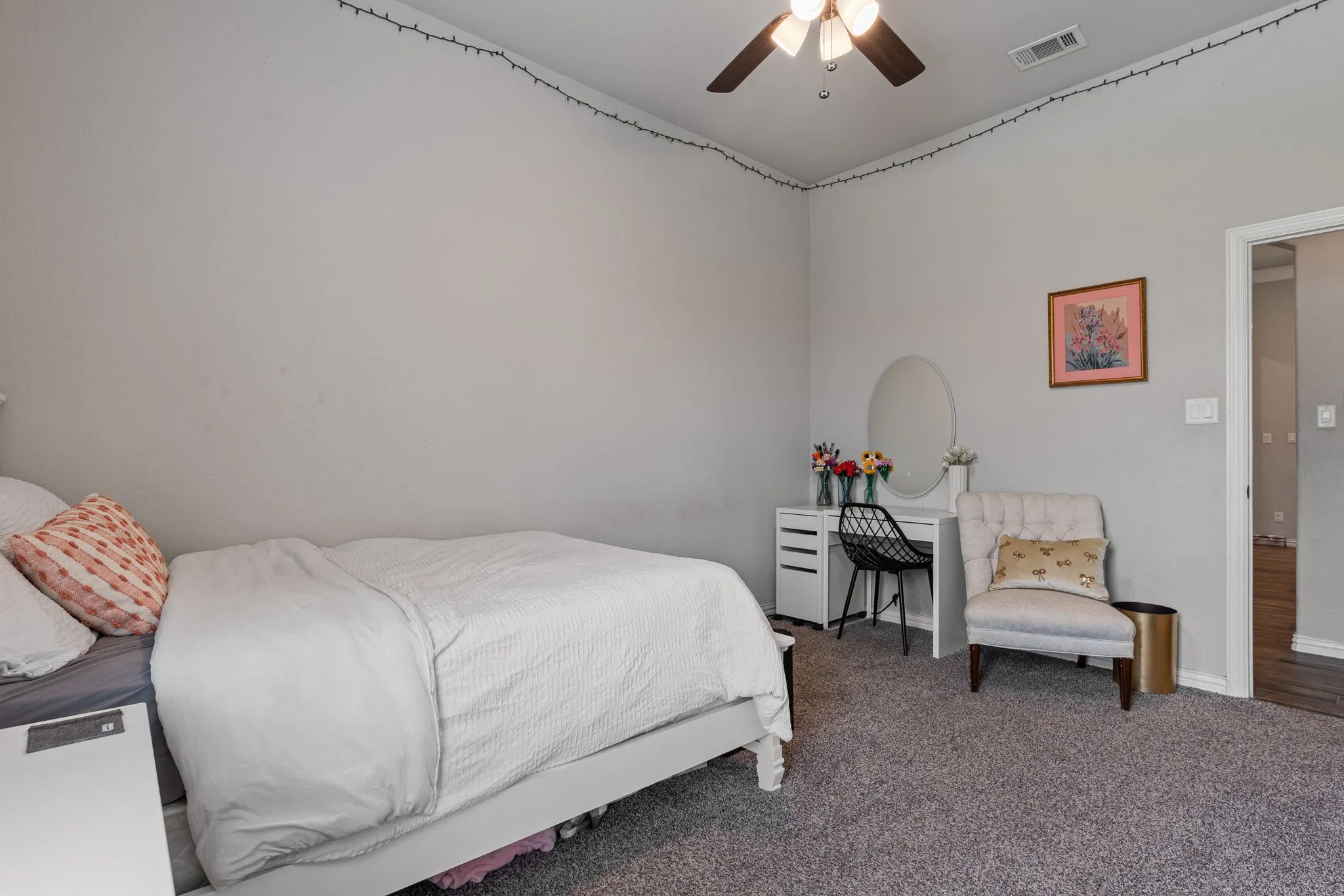 Single Family Residence For Rent in Collin County , 1089 Emilia Drive, Farmersville, Texas 75442, 4 Bedroom, 3 Bathroom, 3 Garage spaces, 2,525 Sqft, built in 2021, mls#21407758, Real Estate Agent in Farmersville, Homes For Rent in Collin county, Homes For Rent in Farmersville, Realtor in Farmersville Texas, Real Estate Brokerage Independent Realty Texas, Luminita Cordes Realtor