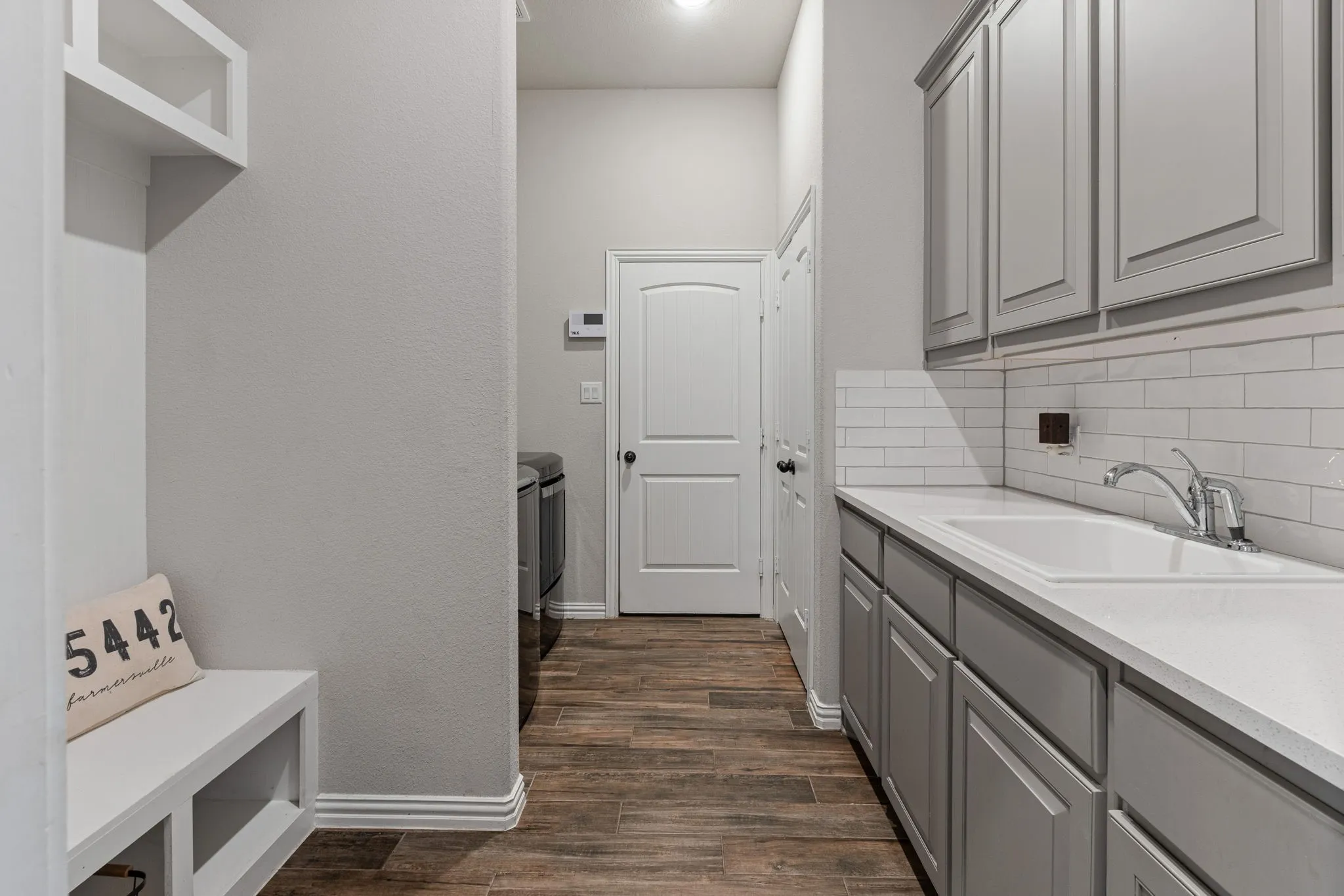 Single Family Residence For Rent in Collin County , 1089 Emilia Drive, Farmersville, Texas 75442, 4 Bedroom, 3 Bathroom, 3 Garage spaces, 2,525 Sqft, built in 2021, mls#21407758, Real Estate Agent in Farmersville, Homes For Rent in Collin county, Homes For Rent in Farmersville, Realtor in Farmersville Texas, Real Estate Brokerage Independent Realty Texas, Luminita Cordes Realtor