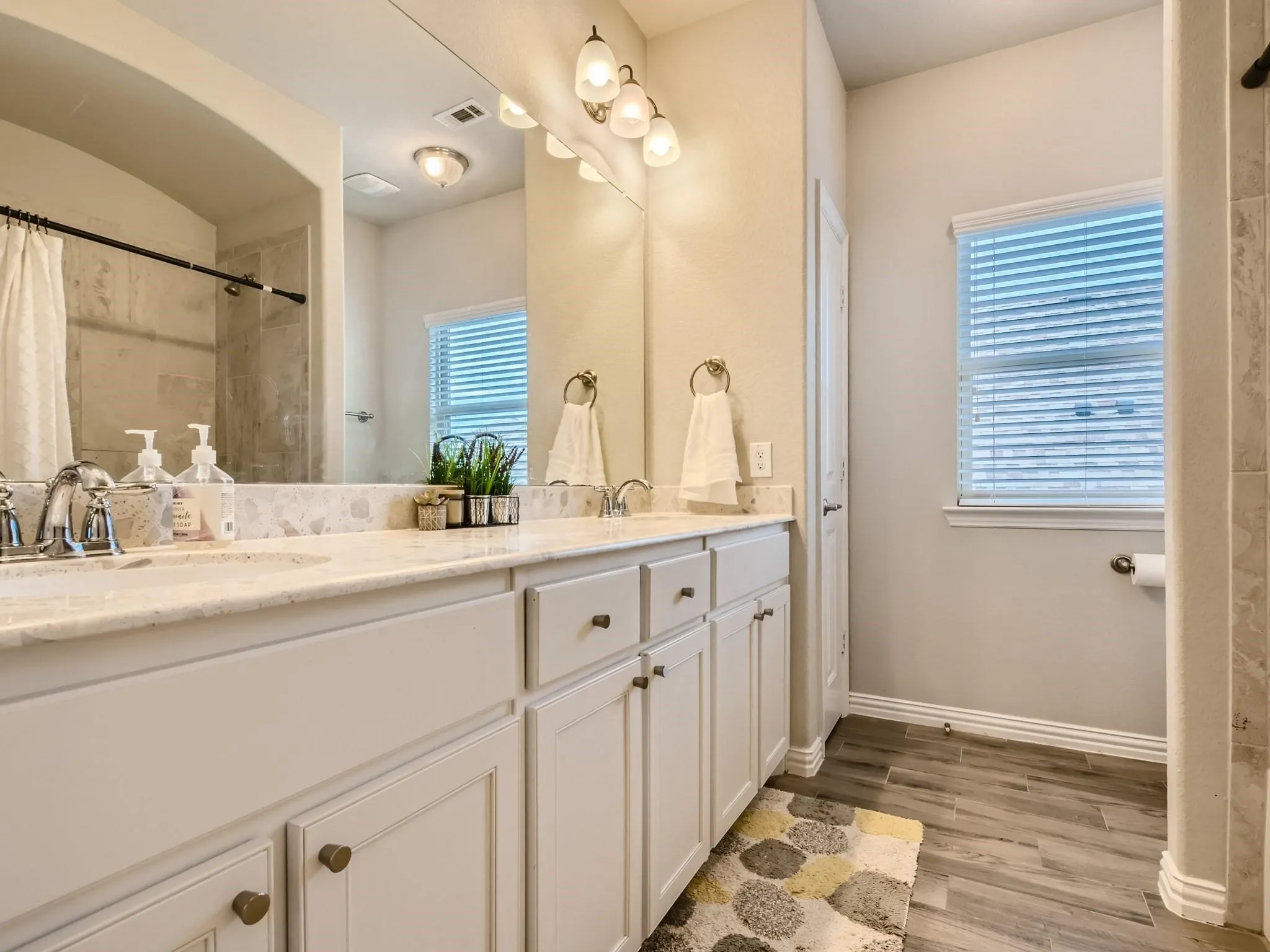 Single Family Residence For Sale in Tarrant County , 10036 Bodega Bay Road, Fort Worth, Texas 76177, 4 Bedroom, 3 Bathroom, 2 Garage spaces, 2,826 Sqft, built in 2017, mls#21408580, Real Estate Agent in Fort Worth, Homes For Sale in Tarrant county, Homes For Sale in Fort Worth, Realtor in Fort Worth Texas, Real Estate Brokerage Independent Realty Texas, Luminita Cordes Realtor