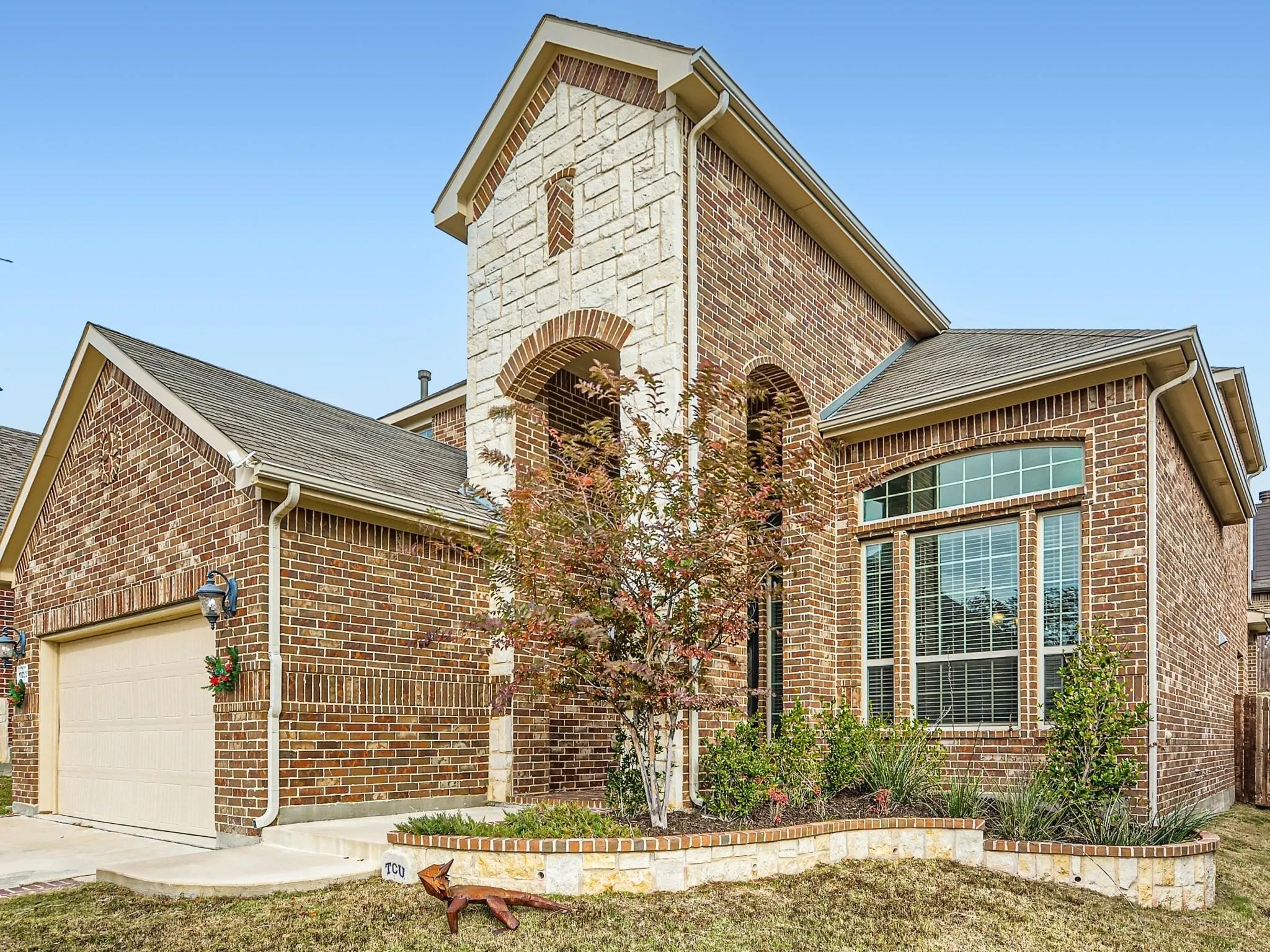 Single Family Residence For Sale in Tarrant County , 10036 Bodega Bay Road, Fort Worth, Texas 76177, 4 Bedroom, 3 Bathroom, 2 Garage spaces, 2,826 Sqft, built in 2017, mls#21408580, Real Estate Agent in Fort Worth, Homes For Sale in Tarrant county, Homes For Sale in Fort Worth, Realtor in Fort Worth Texas, Real Estate Brokerage Independent Realty Texas, Luminita Cordes Realtor