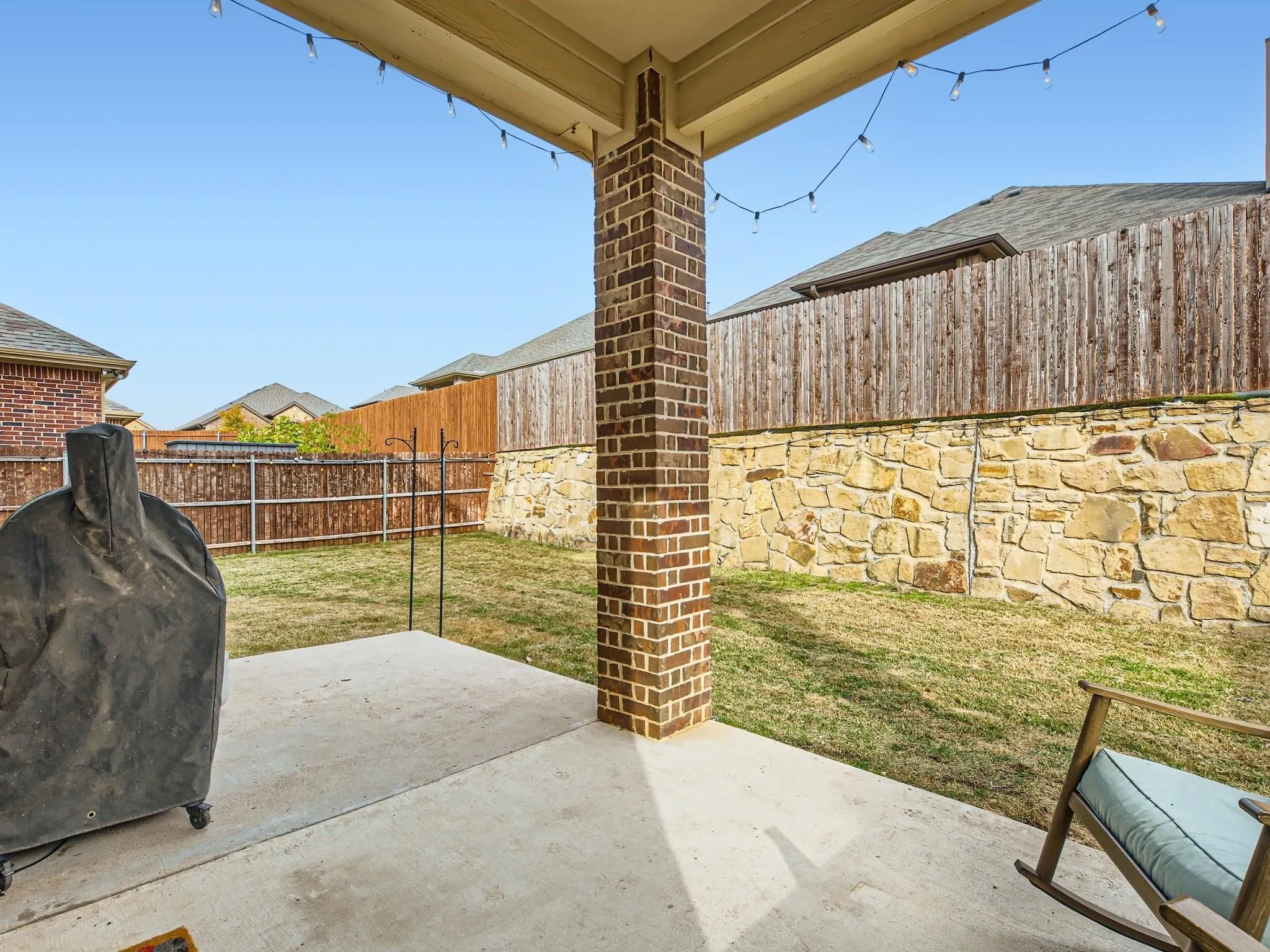 Single Family Residence For Sale in Tarrant County , 10036 Bodega Bay Road, Fort Worth, Texas 76177, 4 Bedroom, 3 Bathroom, 2 Garage spaces, 2,826 Sqft, built in 2017, mls#21408580, Real Estate Agent in Fort Worth, Homes For Sale in Tarrant county, Homes For Sale in Fort Worth, Realtor in Fort Worth Texas, Real Estate Brokerage Independent Realty Texas, Luminita Cordes Realtor