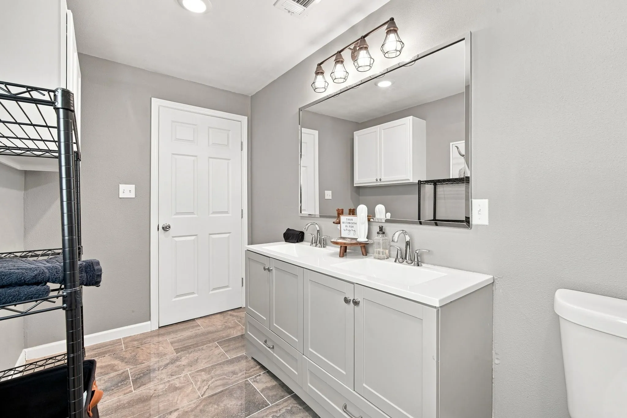 Single Family Residence For Rent in Navarro County , 6575 W State Highway 31, Corsicana, Texas 75110, 3 Bedroom, 2 Bathroom, Garage spaces, 1,264 Sqft, built in 0, mls#21403913, Real Estate Agent in Corsicana, Homes For Rent in Navarro county, Homes For Rent in Corsicana, Realtor in Corsicana Texas, Real Estate Brokerage Independent Realty Texas, Luminita Cordes Realtor