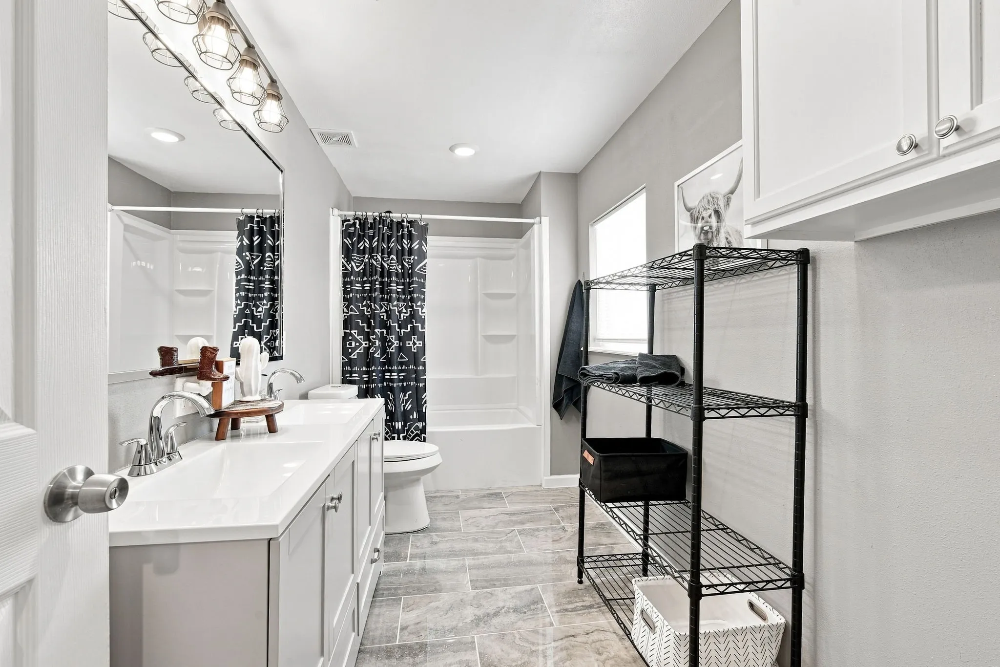 Single Family Residence For Rent in Navarro County , 6575 W State Highway 31, Corsicana, Texas 75110, 3 Bedroom, 2 Bathroom, Garage spaces, 1,264 Sqft, built in 0, mls#21403913, Real Estate Agent in Corsicana, Homes For Rent in Navarro county, Homes For Rent in Corsicana, Realtor in Corsicana Texas, Real Estate Brokerage Independent Realty Texas, Luminita Cordes Realtor
