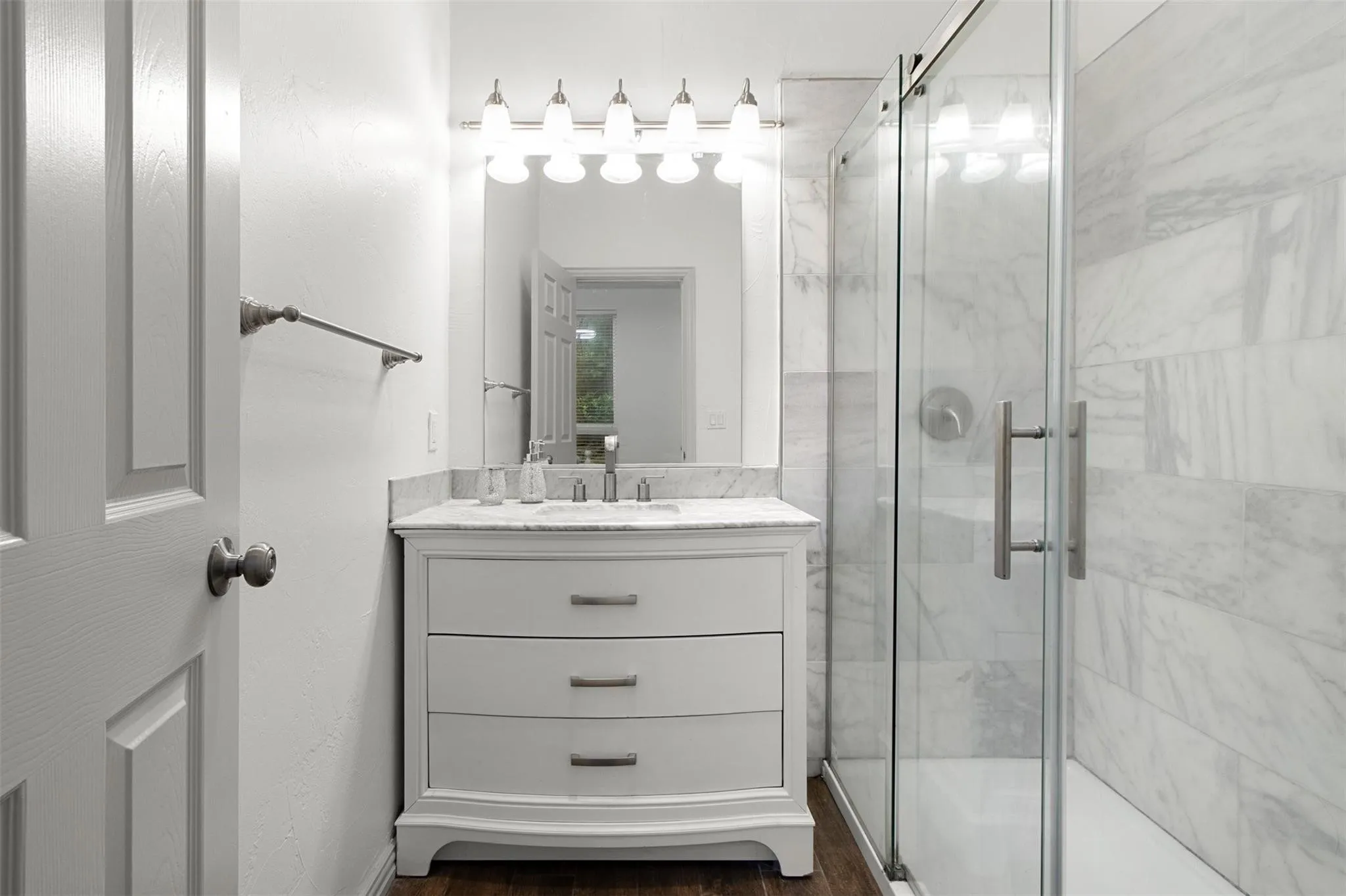 Single Family Residence For Rent in Dallas County , 966 Burns Crossing, Coppell, Texas 75019, 5 Bedroom, 5 Bathroom, 2 Garage spaces, 3,779 Sqft, built in 1994, mls#21408592, Real Estate Agent in Coppell, Homes For Rent in Dallas county, Homes For Rent in Coppell, Realtor in Coppell Texas, Real Estate Brokerage Independent Realty Texas, Luminita Cordes Realtor