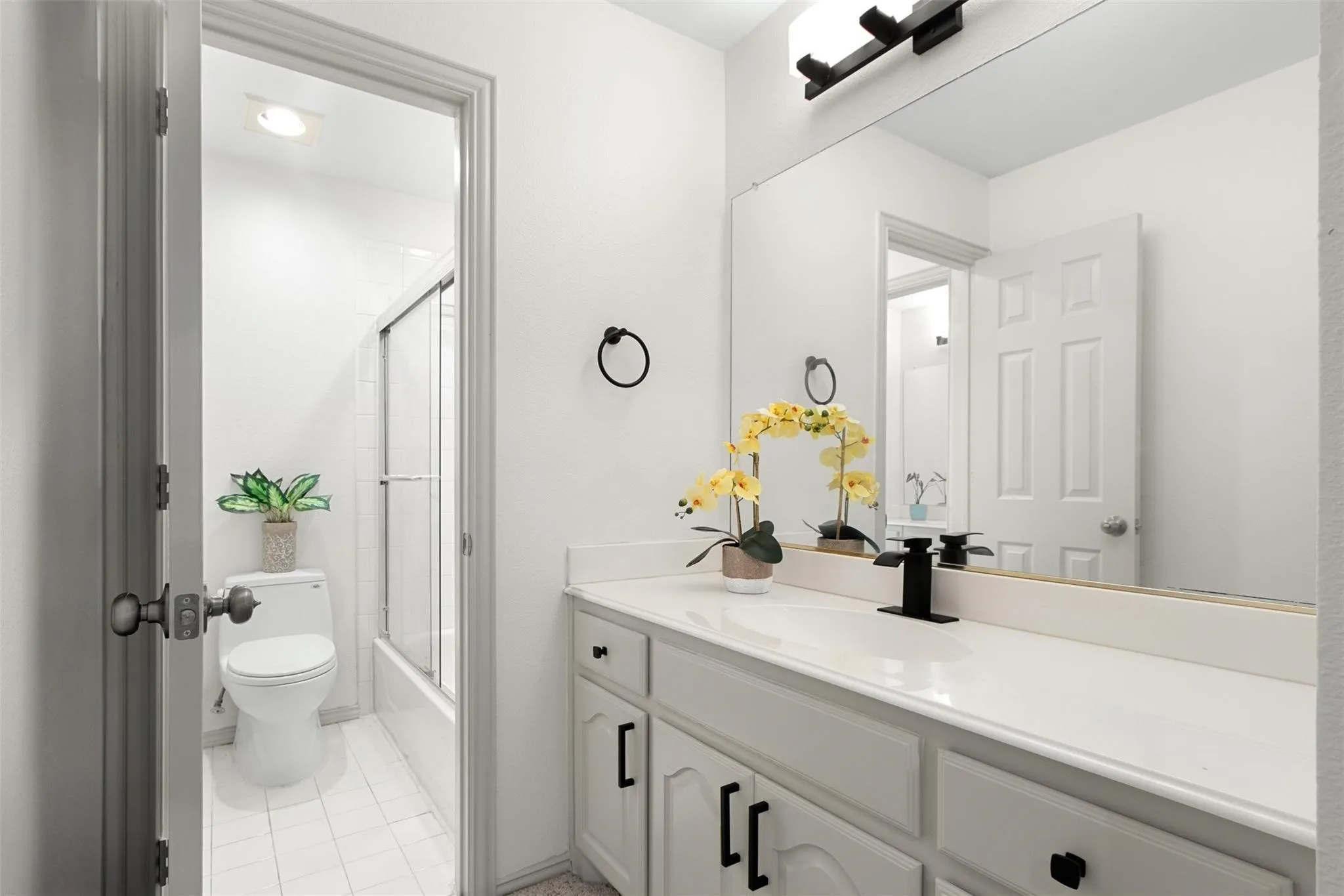 Single Family Residence For Rent in Dallas County , 966 Burns Crossing, Coppell, Texas 75019, 5 Bedroom, 5 Bathroom, 2 Garage spaces, 3,779 Sqft, built in 1994, mls#21408592, Real Estate Agent in Coppell, Homes For Rent in Dallas county, Homes For Rent in Coppell, Realtor in Coppell Texas, Real Estate Brokerage Independent Realty Texas, Luminita Cordes Realtor