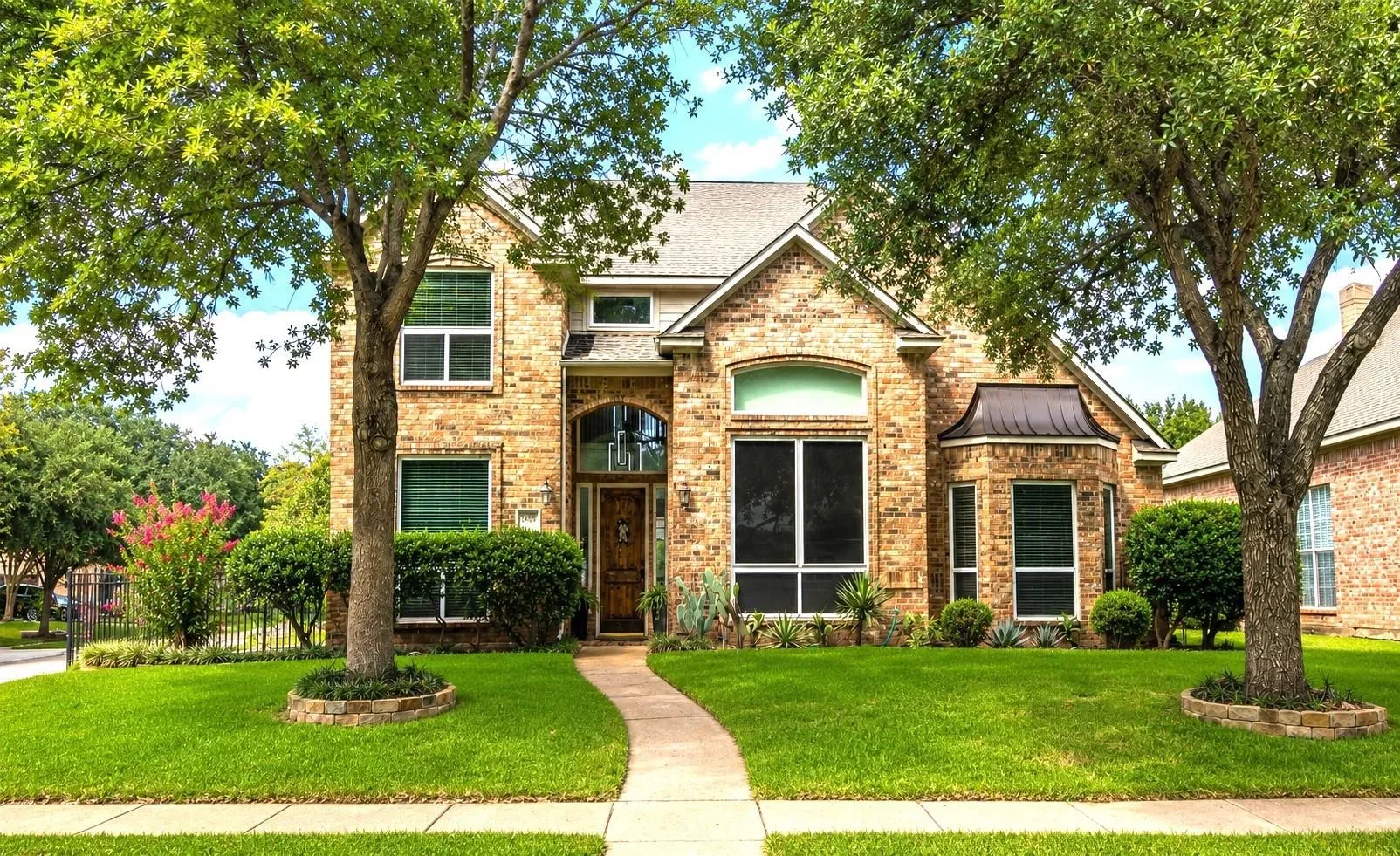 Single Family Residence For Rent
