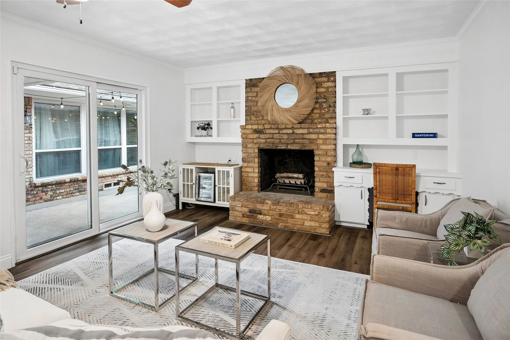 Single Family Residence For Sale in Dallas County , 8426 Baumgarten Drive, Dallas, Texas 75228, 4 Bedroom, 2 Bathroom, Garage spaces, 2,595 Sqft, built in 1964, mls#21408608, Real Estate Agent in Dallas, Homes For Sale in Dallas county, Homes For Sale in Dallas, Realtor in Dallas Texas, Real Estate Brokerage Independent Realty Texas, Luminita Cordes Realtor