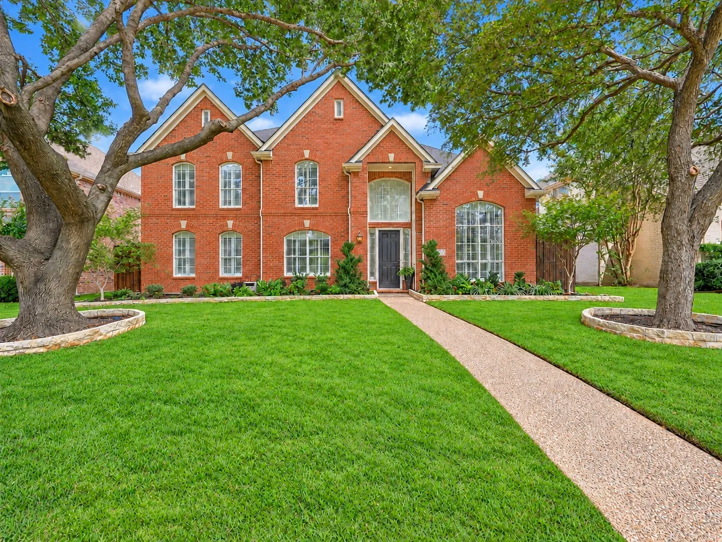 Single Family Residence For Sale