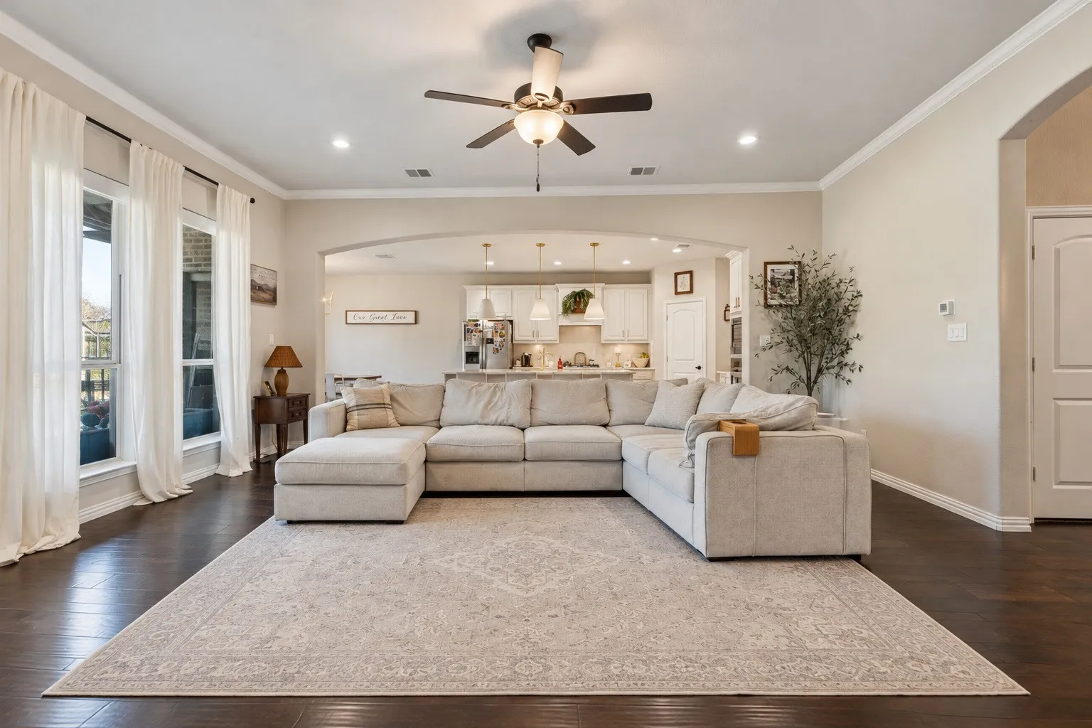 Single Family Residence For Sale in Johnson County , 2740 Chimney Rock Road, Burleson, Texas 76028, 4 Bedroom, 3 Bathroom, 2 Garage spaces, 2,847 Sqft, built in 2017, mls#21408174, Real Estate Agent in Burleson, Homes For Sale in Johnson county, Homes For Sale in Burleson, Realtor in Burleson Texas, Real Estate Brokerage Independent Realty Texas, Luminita Cordes Realtor