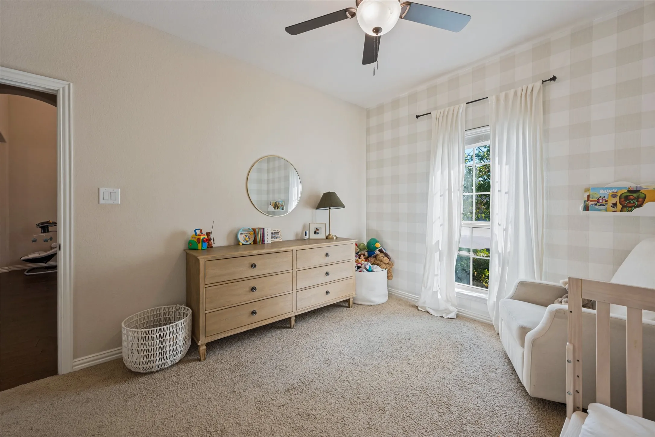 Single Family Residence For Sale in Johnson County , 2740 Chimney Rock Road, Burleson, Texas 76028, 4 Bedroom, 3 Bathroom, 2 Garage spaces, 2,847 Sqft, built in 2017, mls#21408174, Real Estate Agent in Burleson, Homes For Sale in Johnson county, Homes For Sale in Burleson, Realtor in Burleson Texas, Real Estate Brokerage Independent Realty Texas, Luminita Cordes Realtor
