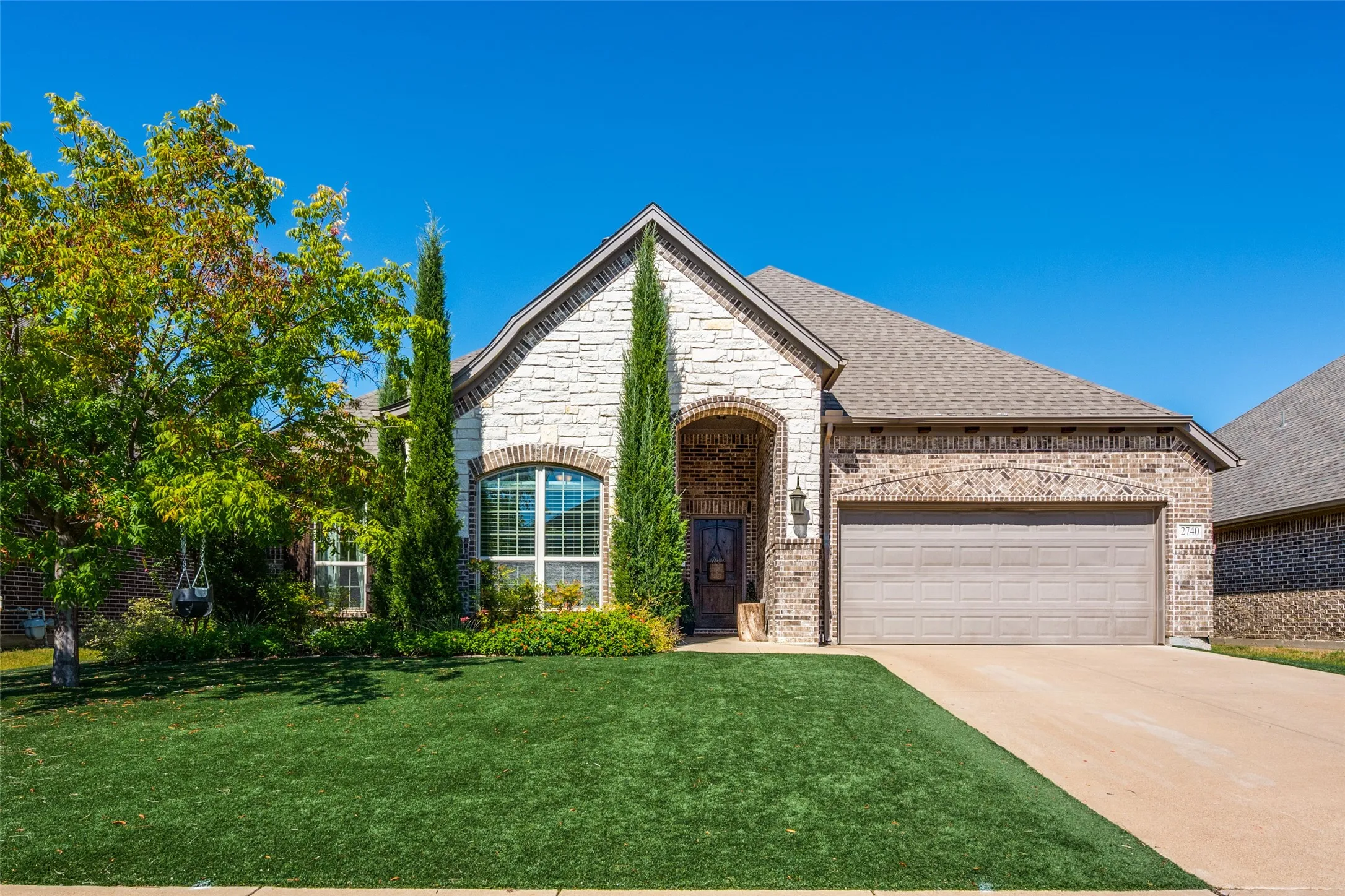 Single Family Residence For Sale