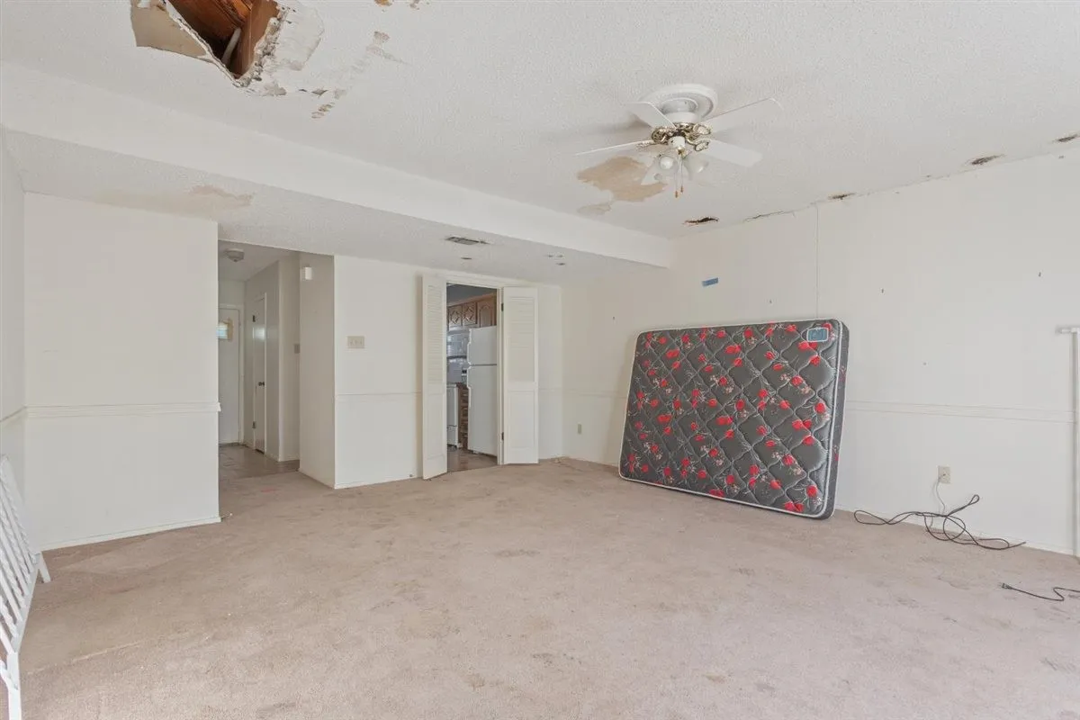 Condominium For Sale in Mc Lennan County , 808 N 62nd Street, Waco, Texas 76710, 2 Bedroom, 2 Bathroom, Garage spaces, 1,156 Sqft, built in 1973, mls#21408610, Real Estate Agent in Waco, Homes For Sale in Mc Lennan county, Homes For Sale in Waco, Realtor in Waco Texas, Real Estate Brokerage Independent Realty Texas, Luminita Cordes Realtor