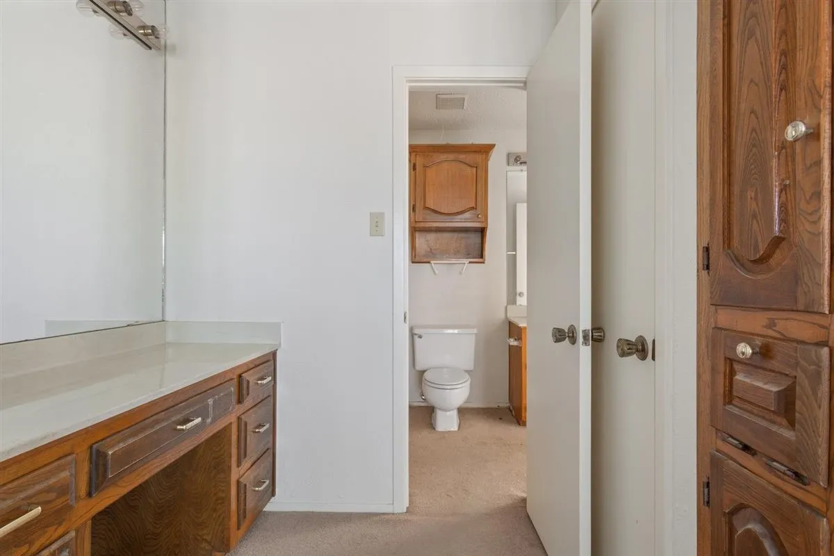 Condominium For Sale in Mc Lennan County , 808 N 62nd Street, Waco, Texas 76710, 2 Bedroom, 2 Bathroom, Garage spaces, 1,156 Sqft, built in 1973, mls#21408610, Real Estate Agent in Waco, Homes For Sale in Mc Lennan county, Homes For Sale in Waco, Realtor in Waco Texas, Real Estate Brokerage Independent Realty Texas, Luminita Cordes Realtor