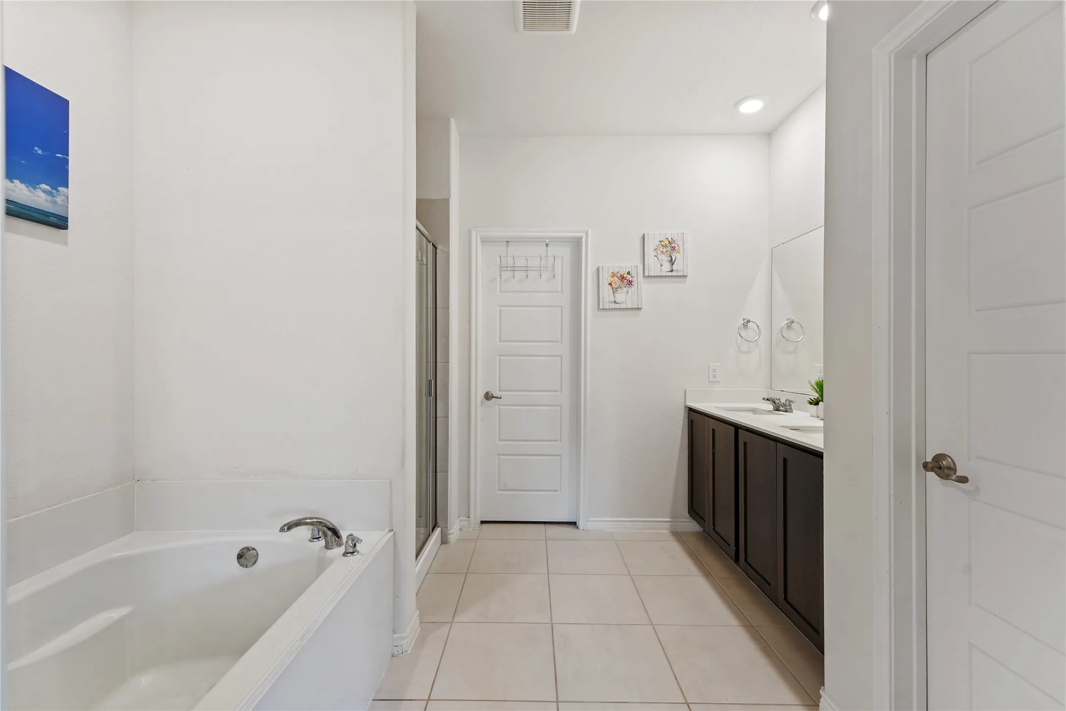 Single Family Residence For Sale in Dallas County , 6225 Coal Fire DR, Garland, Texas 75043, 4 Bedroom, 3 Bathroom, 1 Garage spaces, 2,480 Sqft, built in 2023, mls#21408615, Real Estate Agent in Garland, Homes For Sale in Dallas county, Homes For Sale in Garland, Realtor in Garland Texas, Real Estate Brokerage Independent Realty Texas, Luminita Cordes Realtor