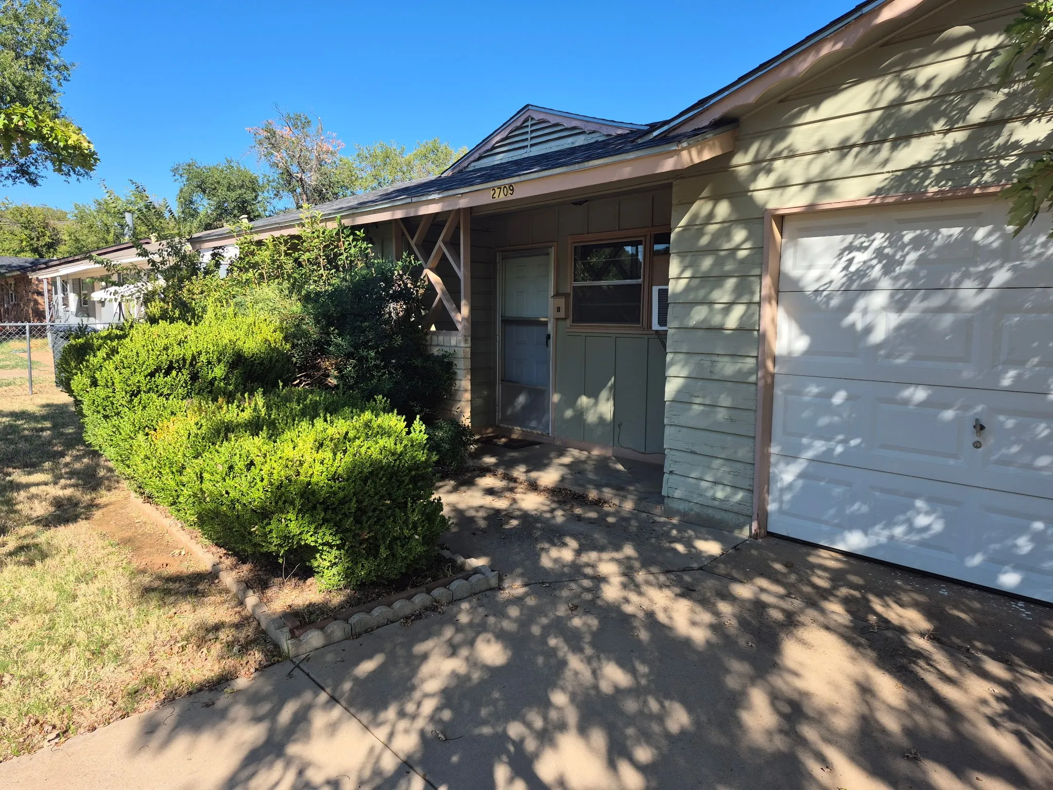 Single Family Residence For Sale