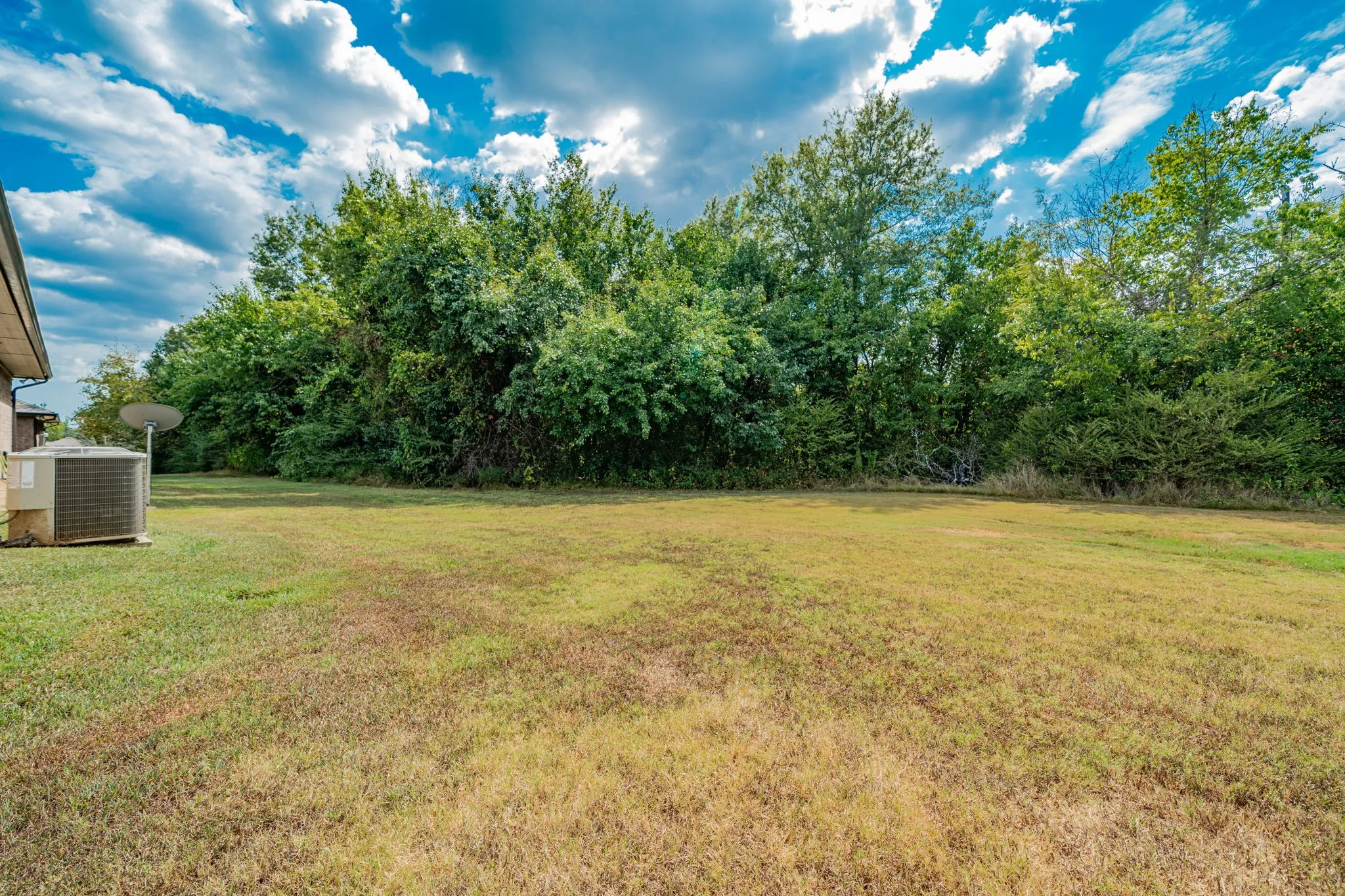 Duplex For Sale in Hunt County , 26 Duplex Portfolio, Commerce, Texas 75428, 3 Bedroom, 2 Bathroom, 1 Garage spaces, 0 Sqft, built in 2015, mls#21405021, Real Estate Agent in Commerce, Homes For Sale in Hunt county, Homes For Sale in Commerce, Realtor in Commerce Texas, Real Estate Brokerage Independent Realty Texas, Luminita Cordes Realtor