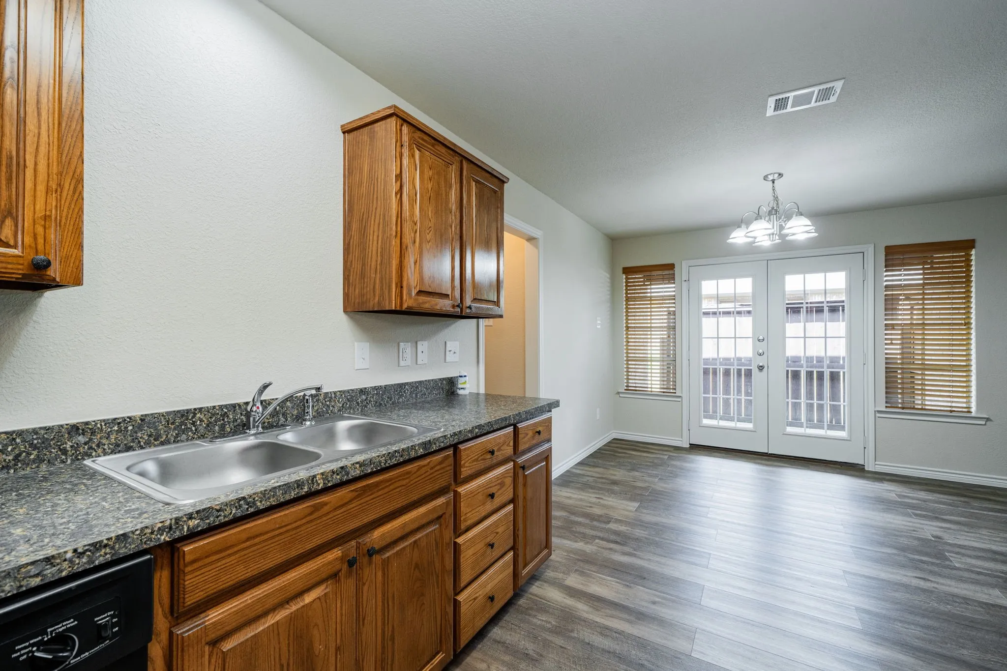 Duplex For Sale in Hunt County , 26 Duplex Portfolio, Commerce, Texas 75428, 3 Bedroom, 2 Bathroom, 1 Garage spaces, 0 Sqft, built in 2015, mls#21405021, Real Estate Agent in Commerce, Homes For Sale in Hunt county, Homes For Sale in Commerce, Realtor in Commerce Texas, Real Estate Brokerage Independent Realty Texas, Luminita Cordes Realtor