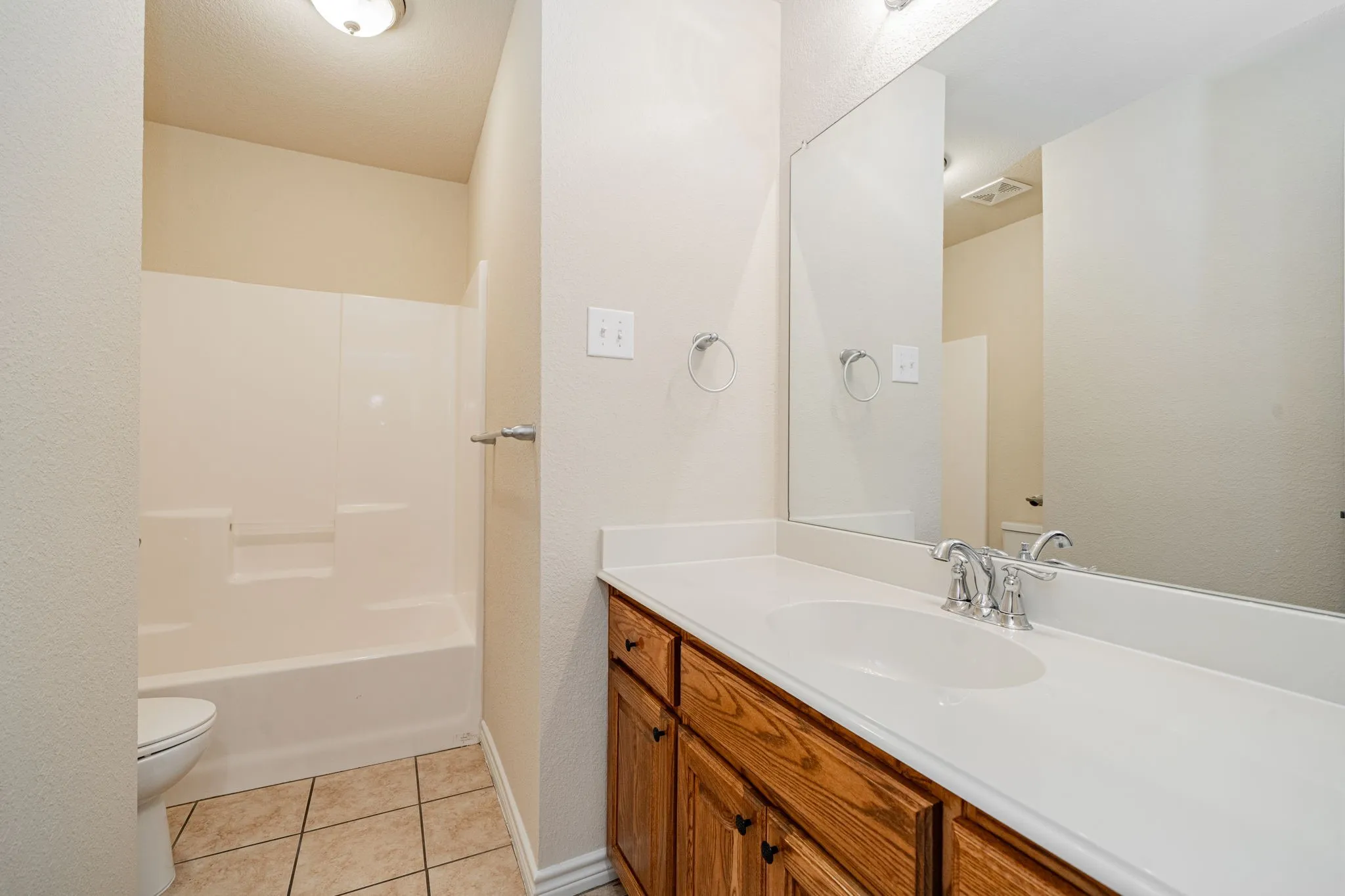 Duplex For Sale in Hunt County , 26 Duplex Portfolio, Commerce, Texas 75428, 3 Bedroom, 2 Bathroom, 1 Garage spaces, 0 Sqft, built in 2015, mls#21405021, Real Estate Agent in Commerce, Homes For Sale in Hunt county, Homes For Sale in Commerce, Realtor in Commerce Texas, Real Estate Brokerage Independent Realty Texas, Luminita Cordes Realtor