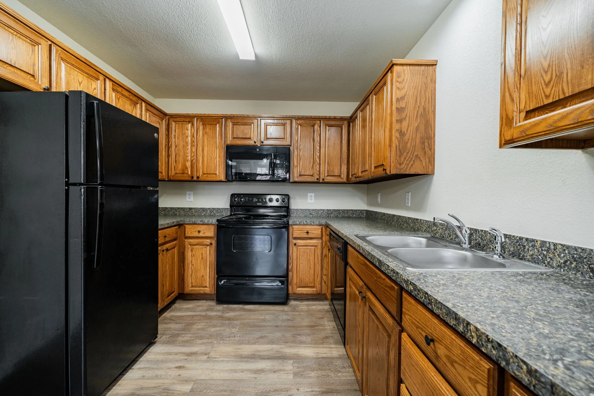 Duplex For Sale in Hunt County , 26 Duplex Portfolio, Commerce, Texas 75428, 3 Bedroom, 2 Bathroom, 1 Garage spaces, 0 Sqft, built in 2015, mls#21405021, Real Estate Agent in Commerce, Homes For Sale in Hunt county, Homes For Sale in Commerce, Realtor in Commerce Texas, Real Estate Brokerage Independent Realty Texas, Luminita Cordes Realtor