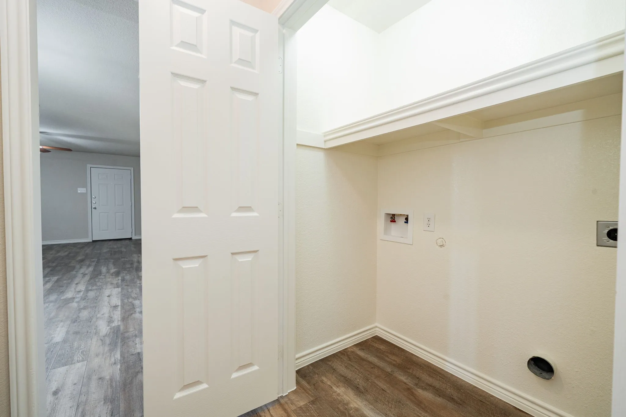 Duplex For Sale in Hunt County , 26 Duplex Portfolio, Commerce, Texas 75428, 3 Bedroom, 2 Bathroom, 1 Garage spaces, 0 Sqft, built in 2015, mls#21405021, Real Estate Agent in Commerce, Homes For Sale in Hunt county, Homes For Sale in Commerce, Realtor in Commerce Texas, Real Estate Brokerage Independent Realty Texas, Luminita Cordes Realtor