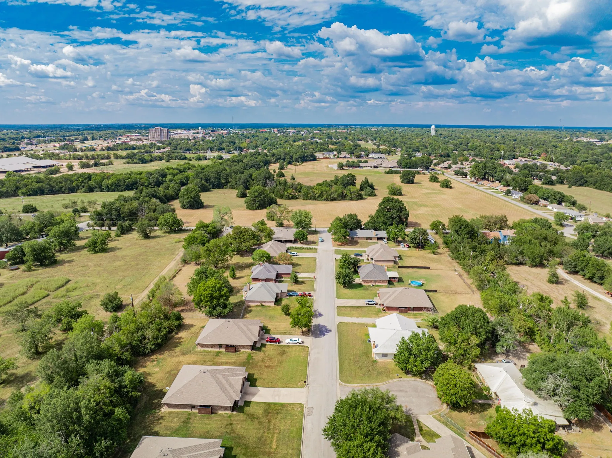 Duplex For Sale in Hunt County , 26 Duplex Portfolio, Commerce, Texas 75428, 3 Bedroom, 2 Bathroom, 1 Garage spaces, 0 Sqft, built in 2015, mls#21405021, Real Estate Agent in Commerce, Homes For Sale in Hunt county, Homes For Sale in Commerce, Realtor in Commerce Texas, Real Estate Brokerage Independent Realty Texas, Luminita Cordes Realtor