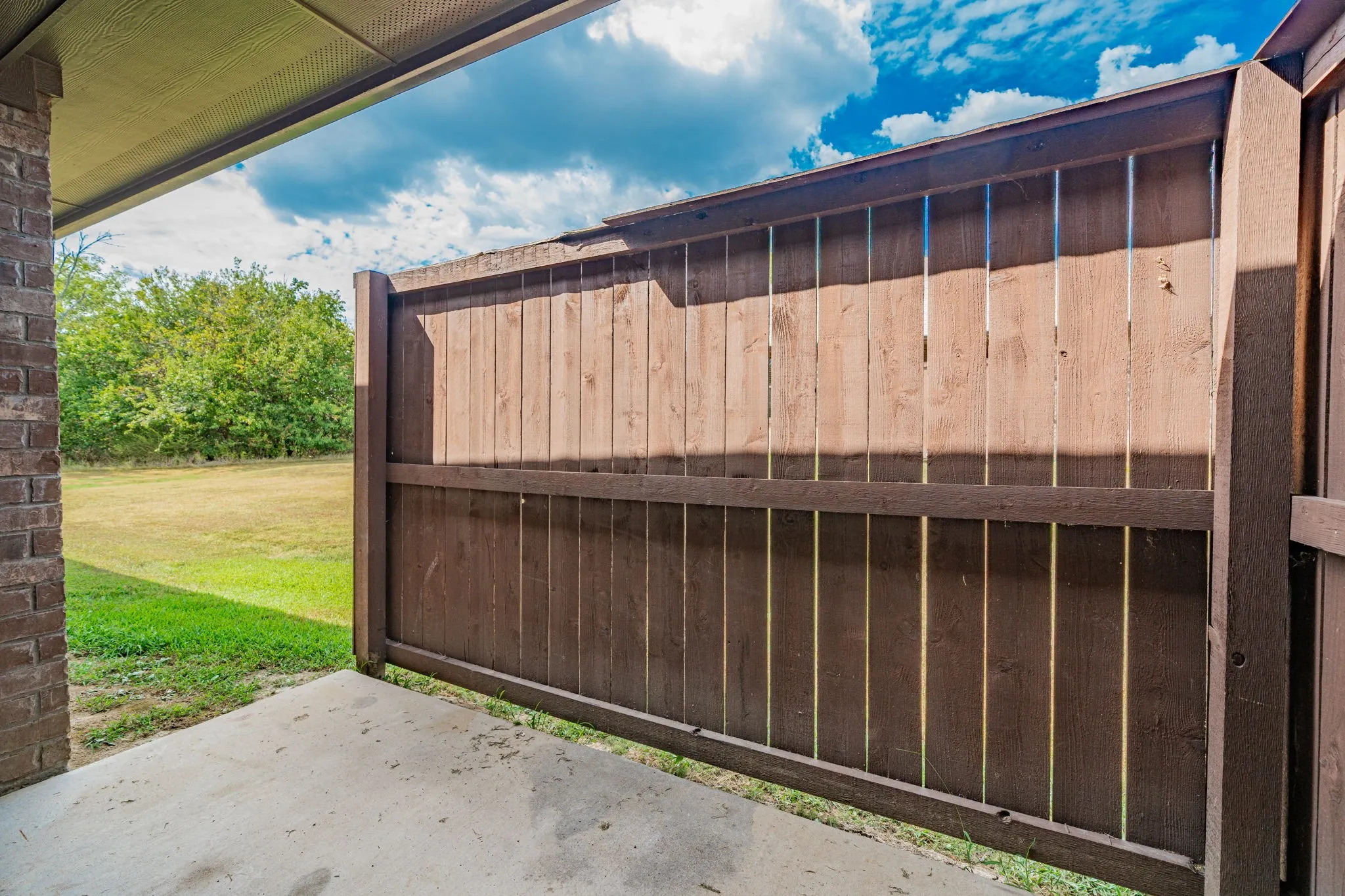 Duplex For Sale in Hunt County , 26 Duplex Portfolio, Commerce, Texas 75428, 3 Bedroom, 2 Bathroom, 1 Garage spaces, 0 Sqft, built in 2015, mls#21405021, Real Estate Agent in Commerce, Homes For Sale in Hunt county, Homes For Sale in Commerce, Realtor in Commerce Texas, Real Estate Brokerage Independent Realty Texas, Luminita Cordes Realtor