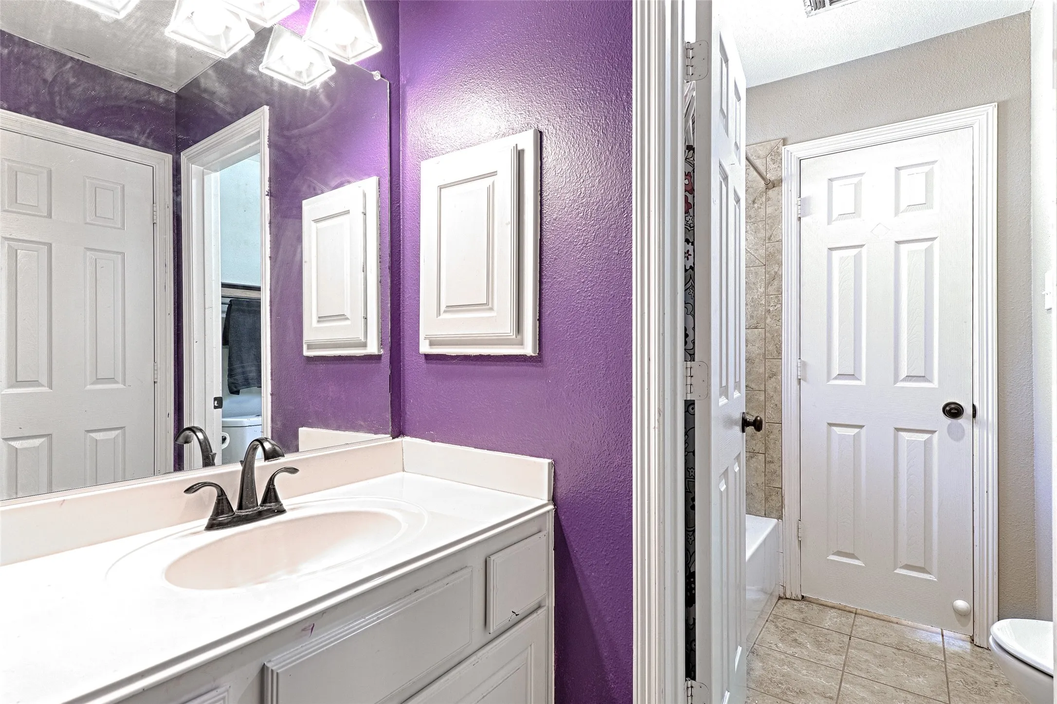 Single Family Residence For Sale in Dallas County , 114 Westwind Drive, Coppell, Texas 75019, 5 Bedroom, 4 Bathroom, 2 Garage spaces, 3,606 Sqft, built in 1993, mls#21403228, Real Estate Agent in Coppell, Homes For Sale in Dallas county, Homes For Sale in Coppell, Realtor in Coppell Texas, Real Estate Brokerage Independent Realty Texas, Luminita Cordes Realtor